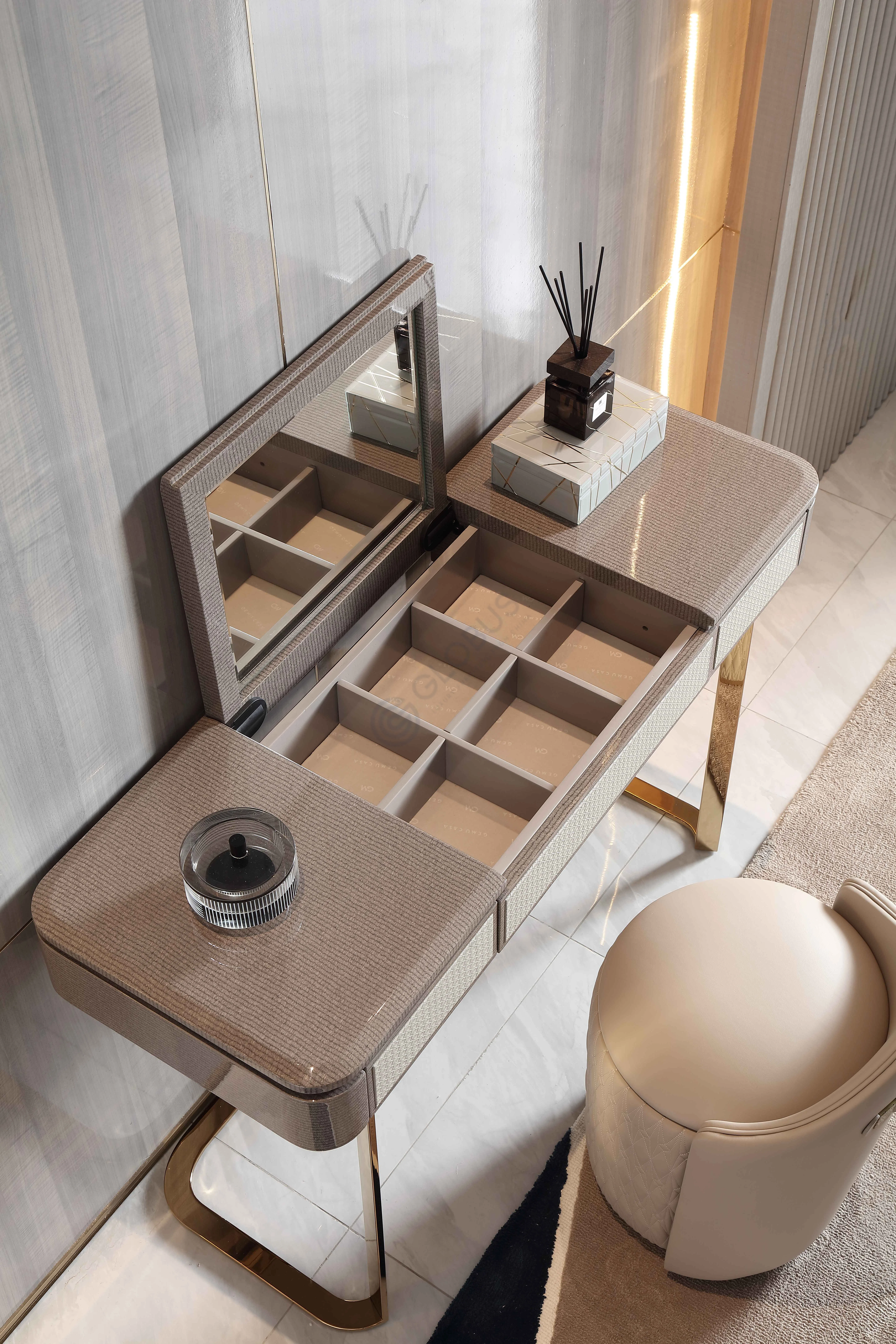 Dressing table Ludmilla