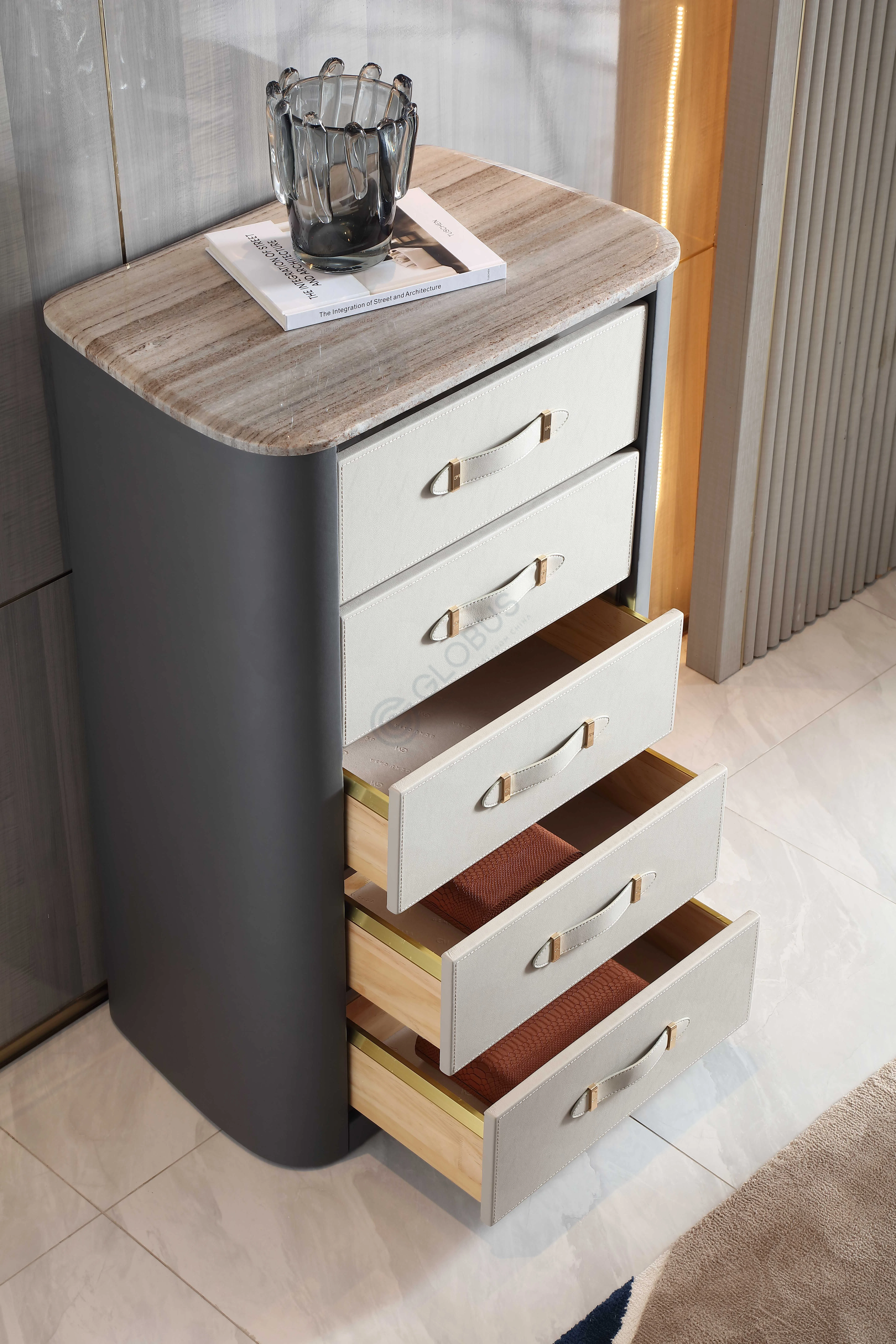 Dresser Araminta