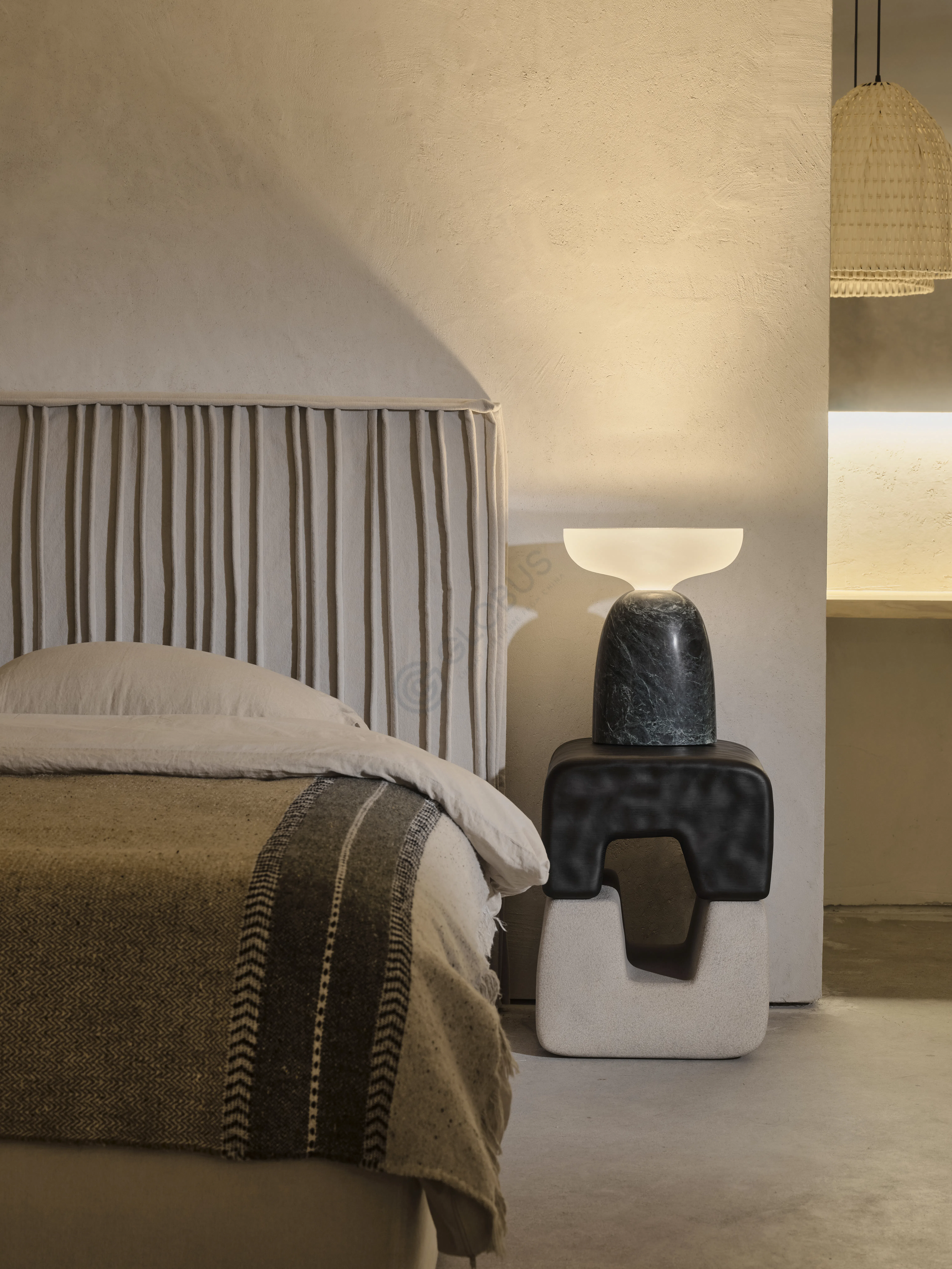 Bedside table Nirelda