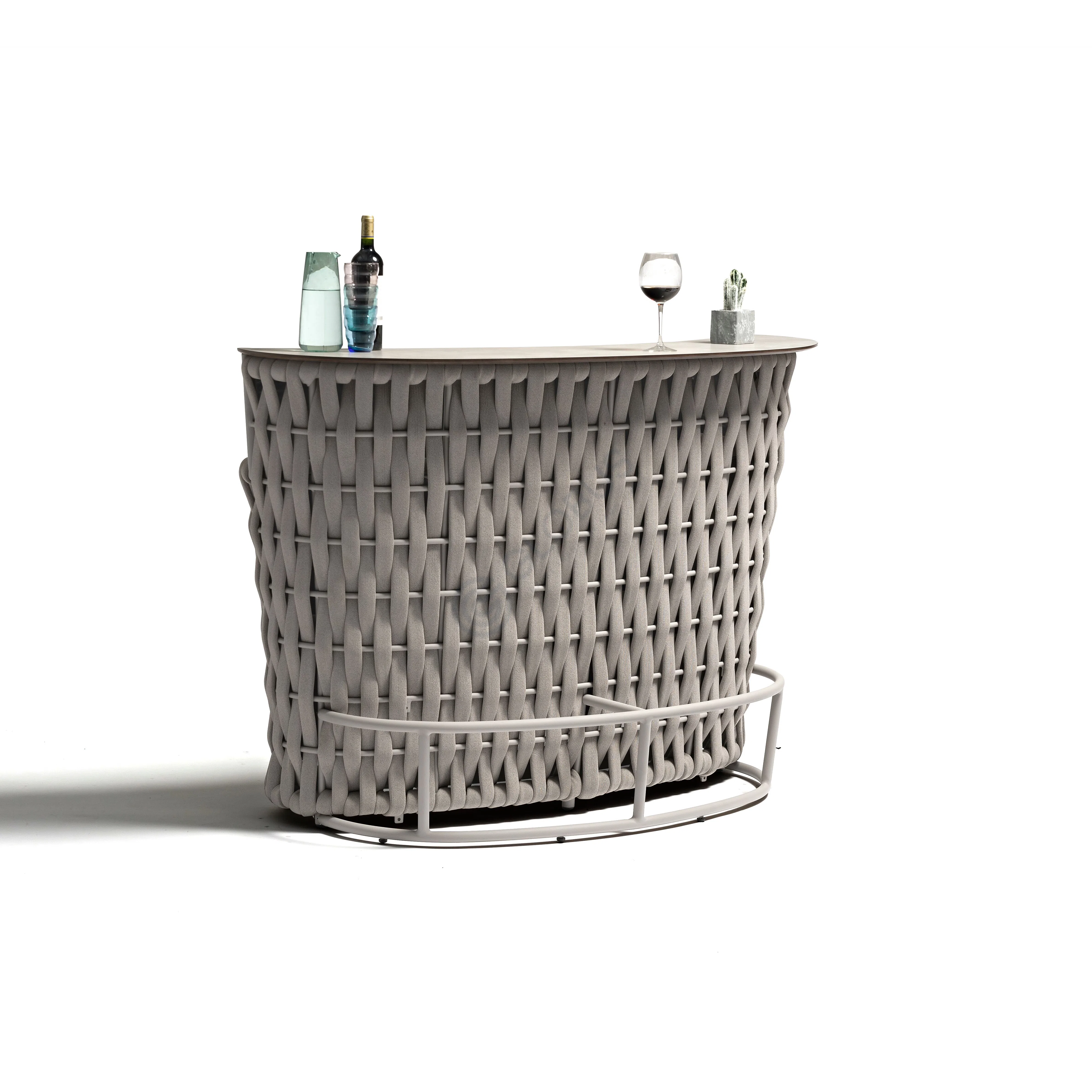 Уличный барный столик COUTURE JARDIN