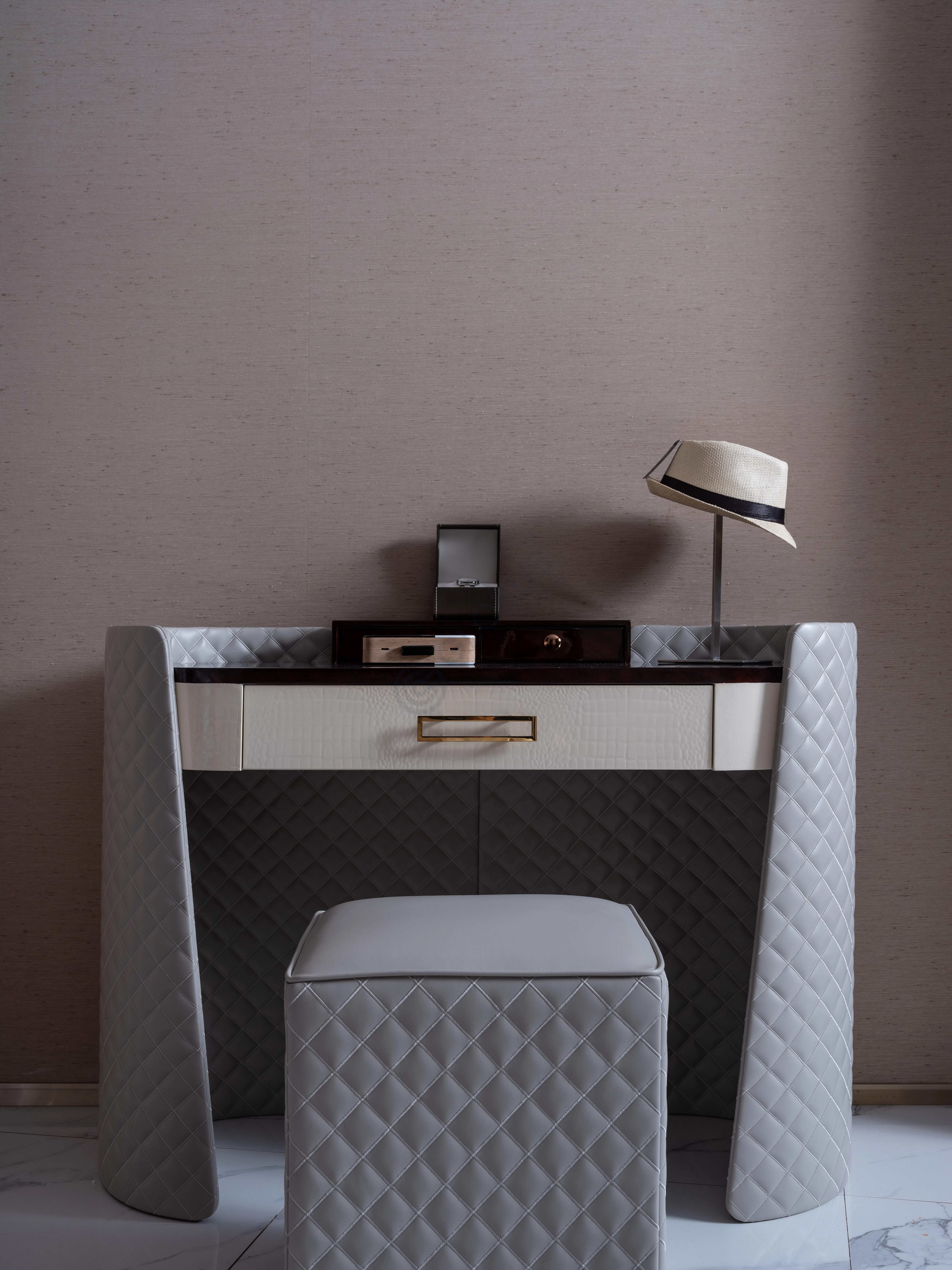 Dressing table Oustlet