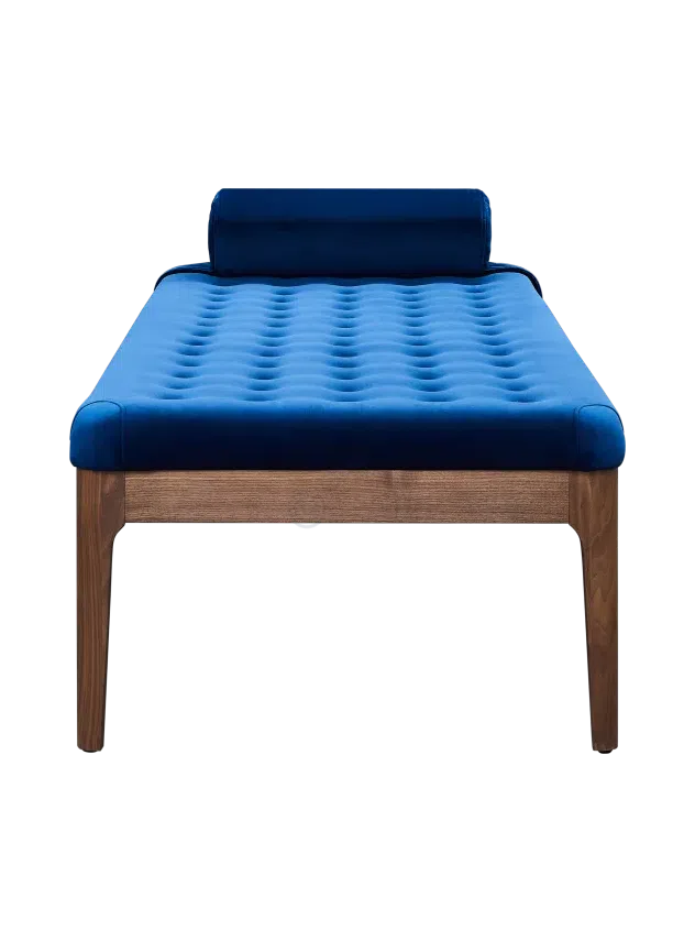 Couch PORADA Webby Day