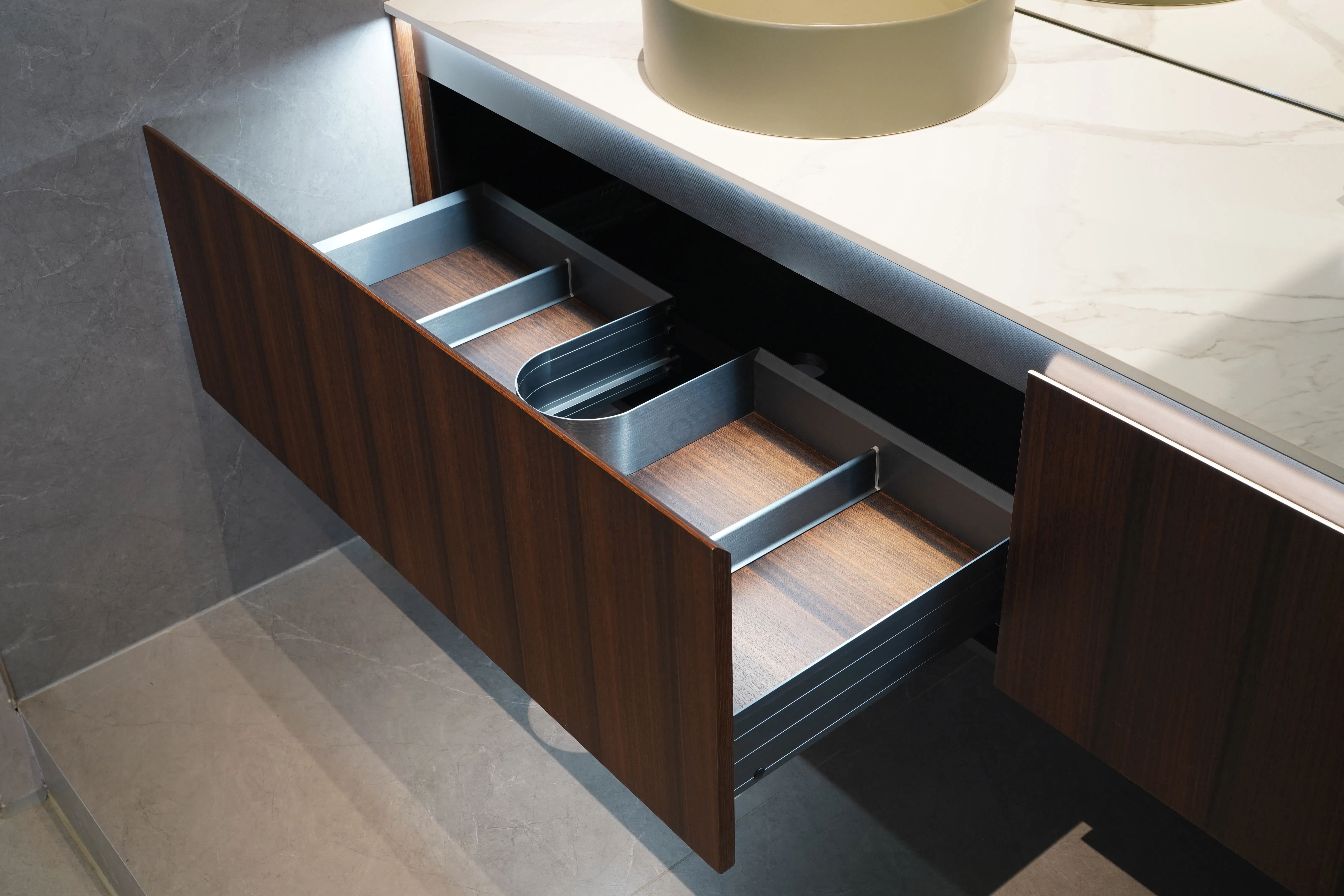 Bathroom cabinet Sulpizio