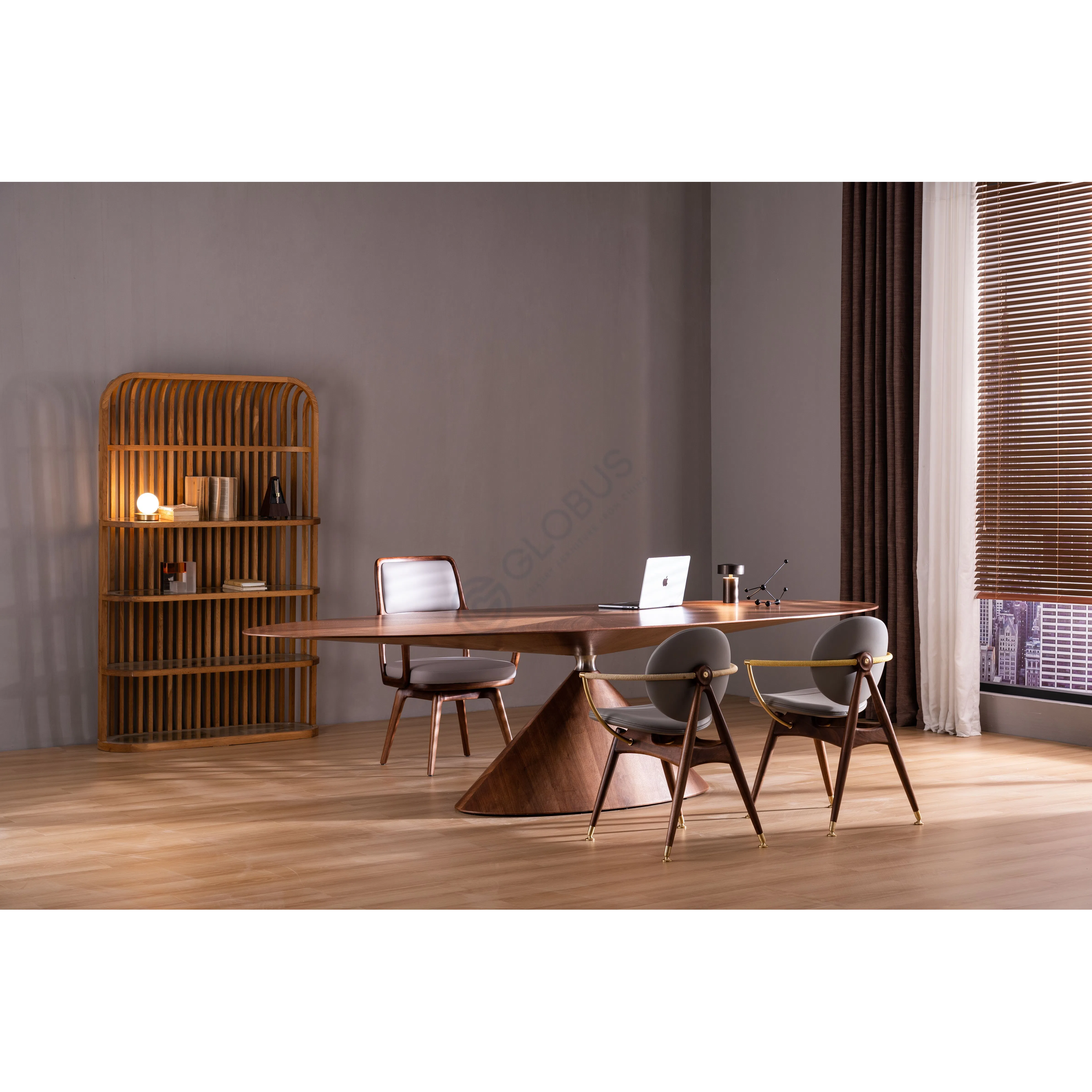 Dining table Favonius