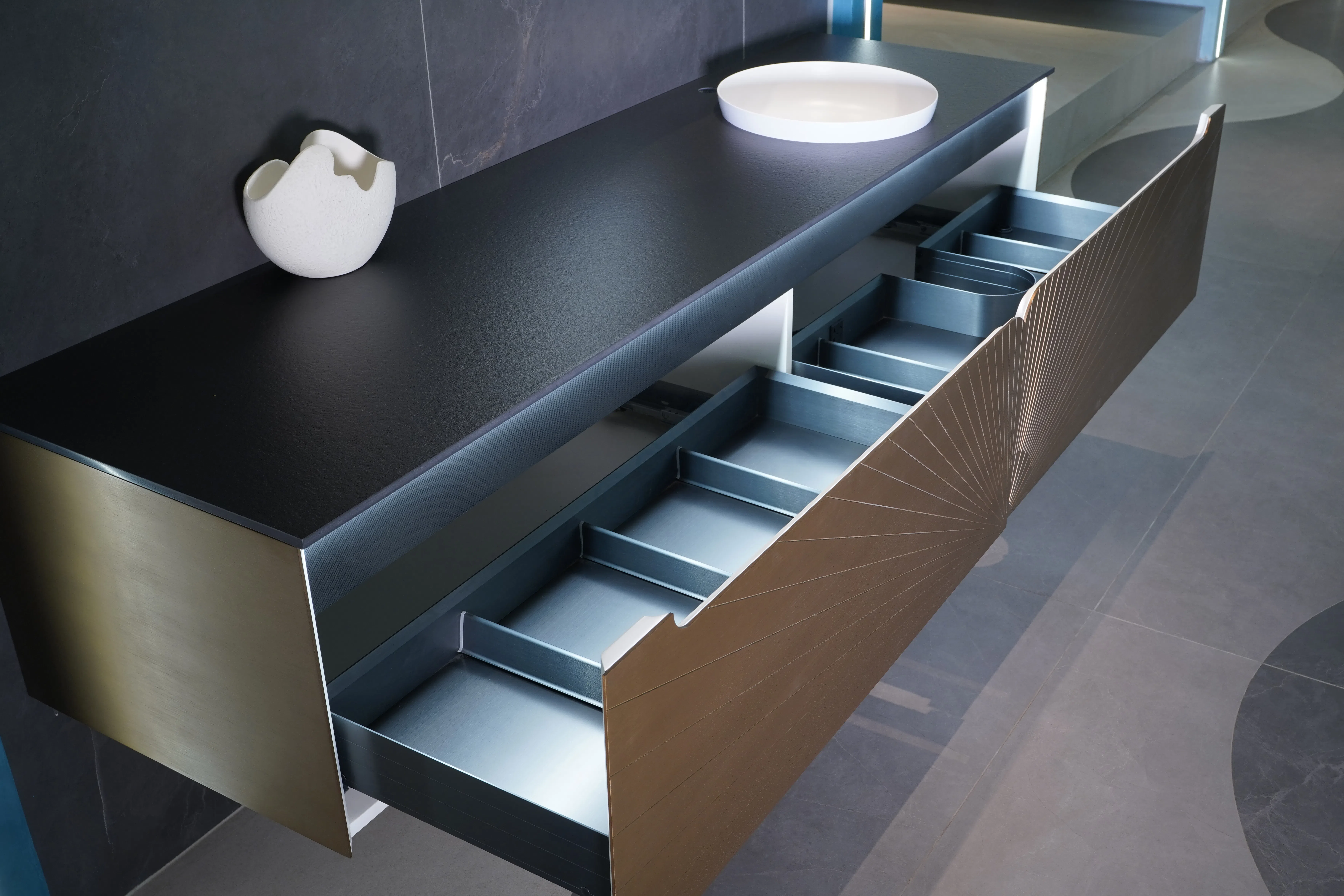Bathroom cabinet Iscrivi