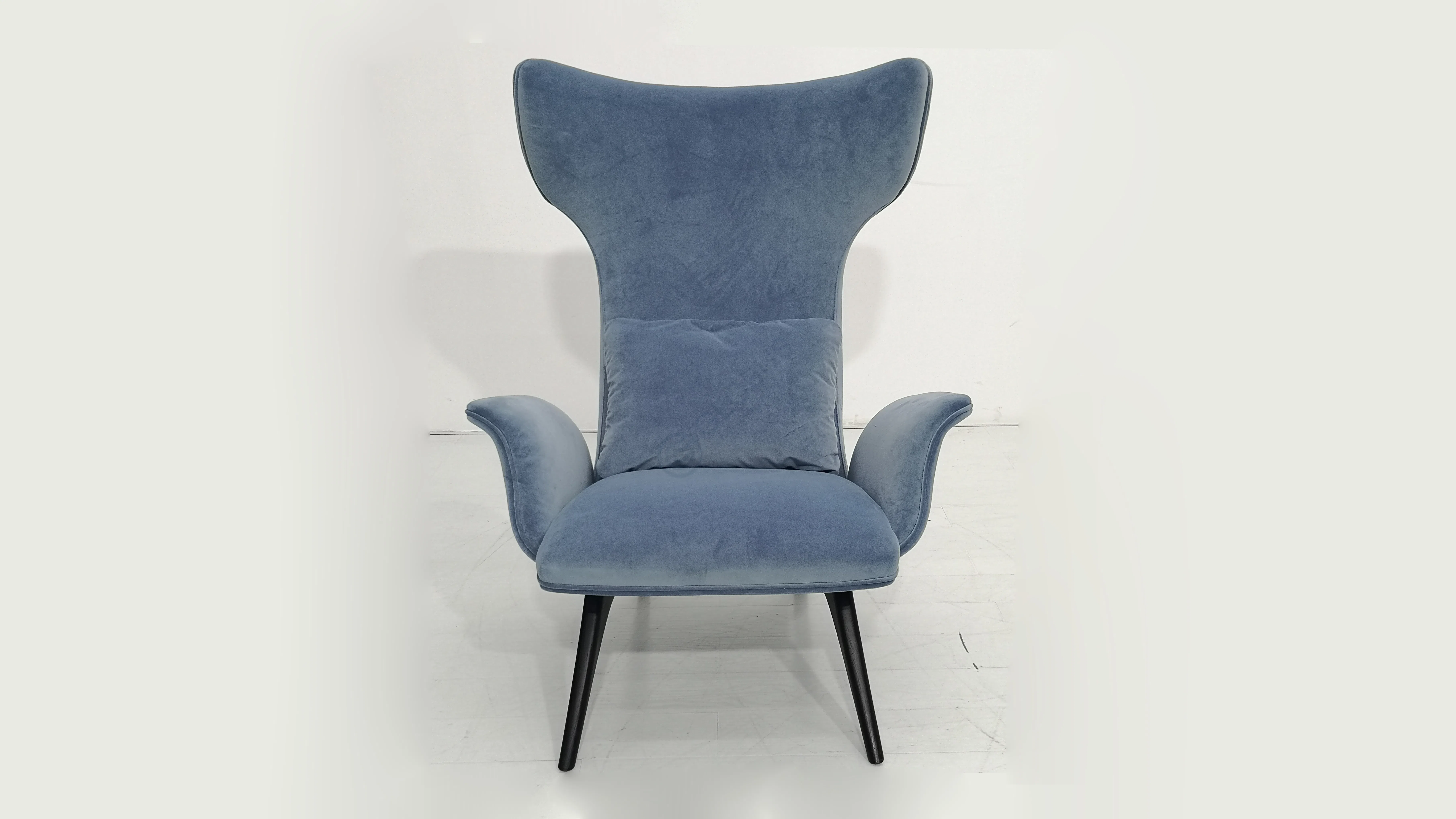 Armchair VLADIMIR KAGAN Ondine