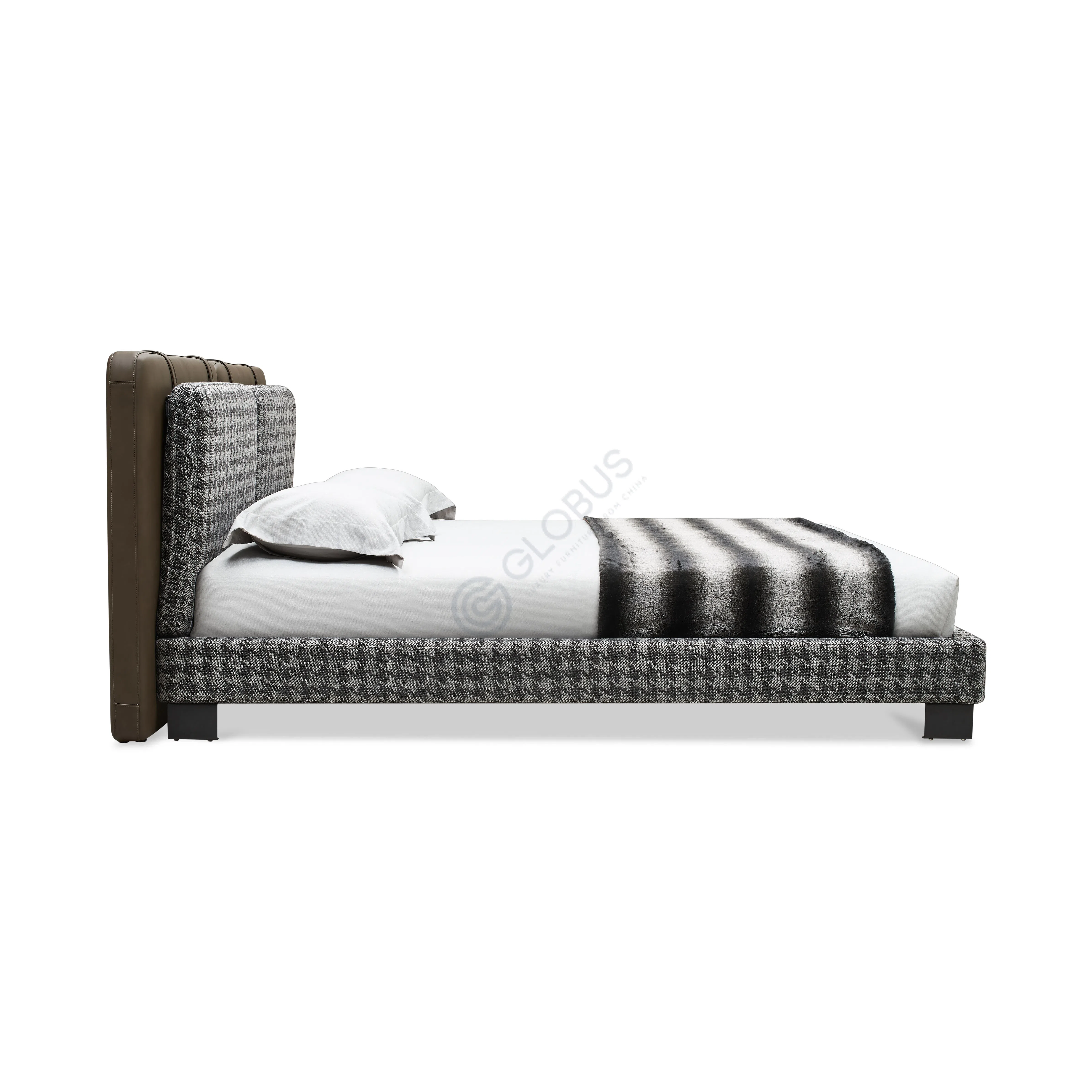 Bed MINOTTI Tatlin