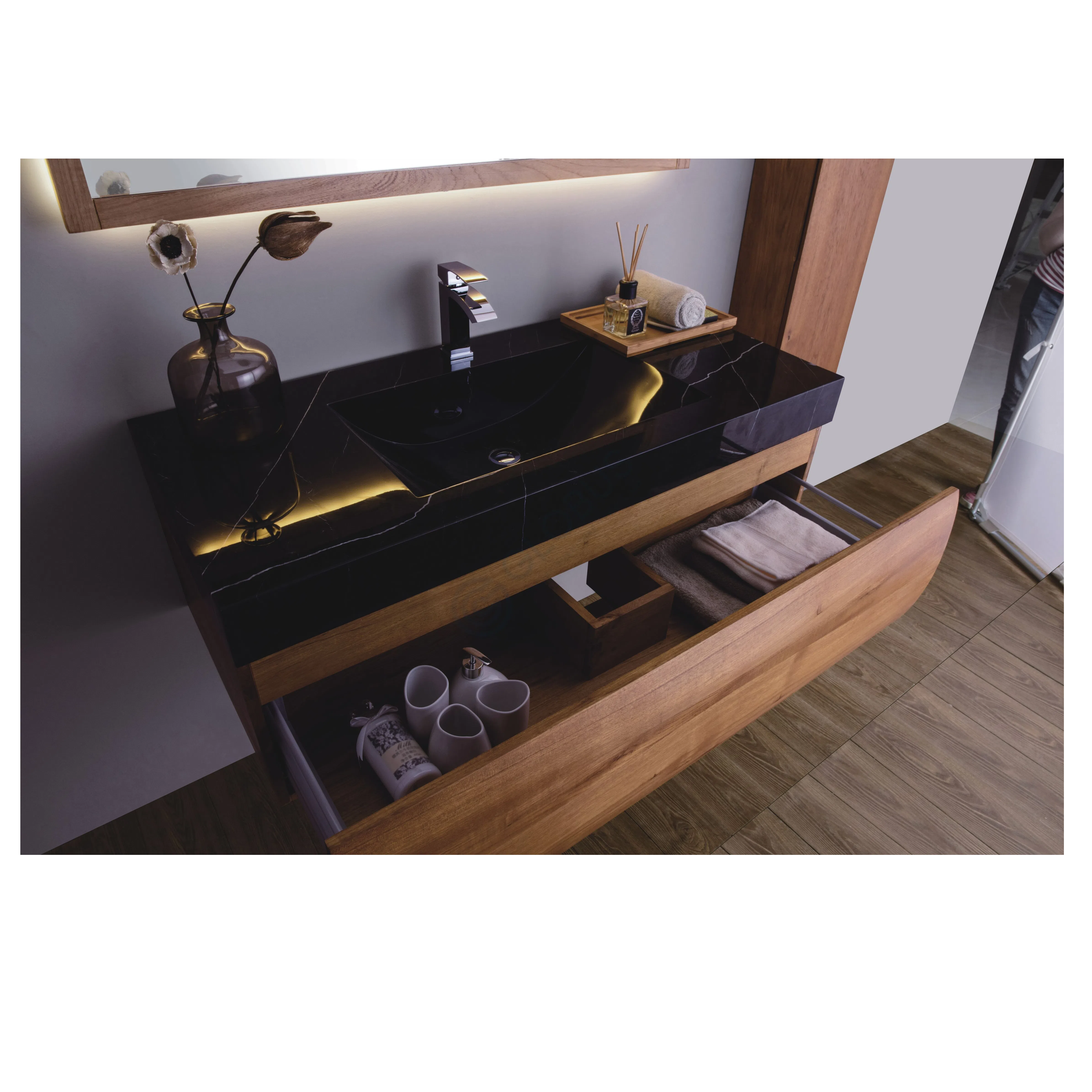 Bathroom cabinet Yolana