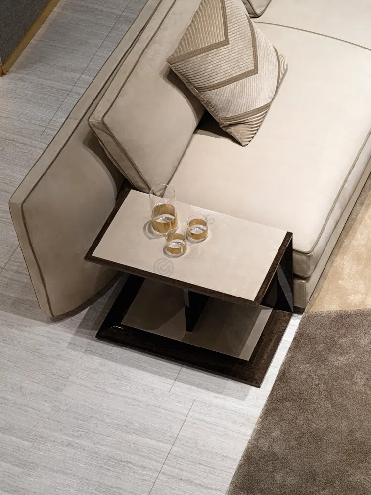 Side table VISIONNAIRE Auryn