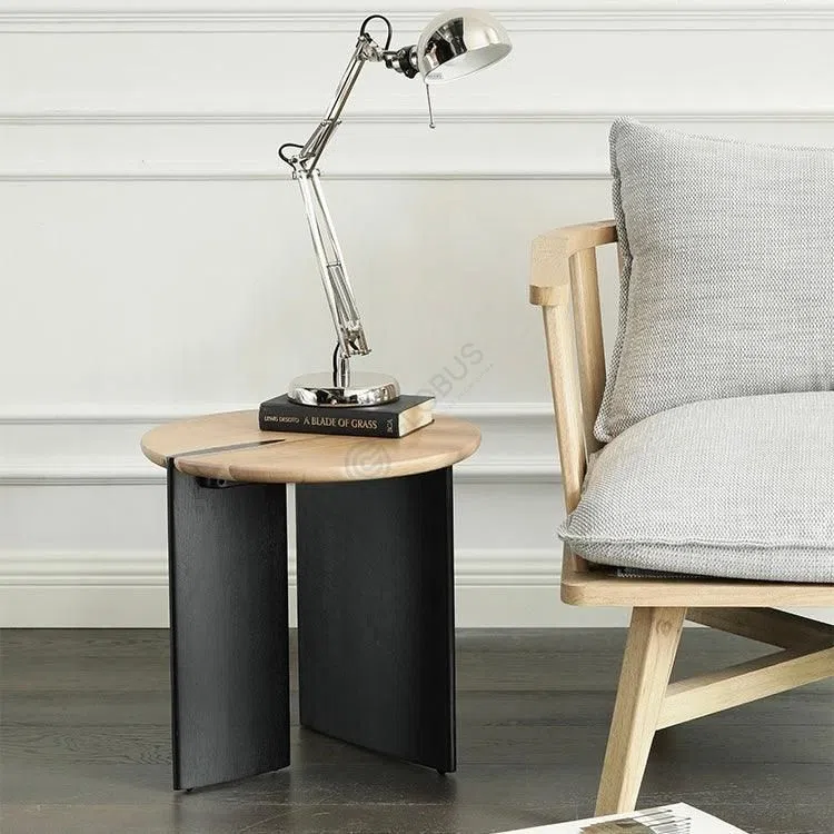 Side table SQUARE ROOTS Shona