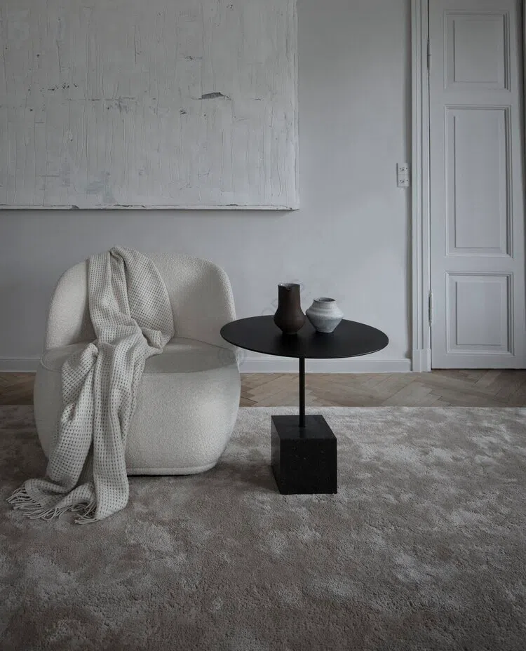 Armchair FRIENDS AND FOUNDERS Pipe