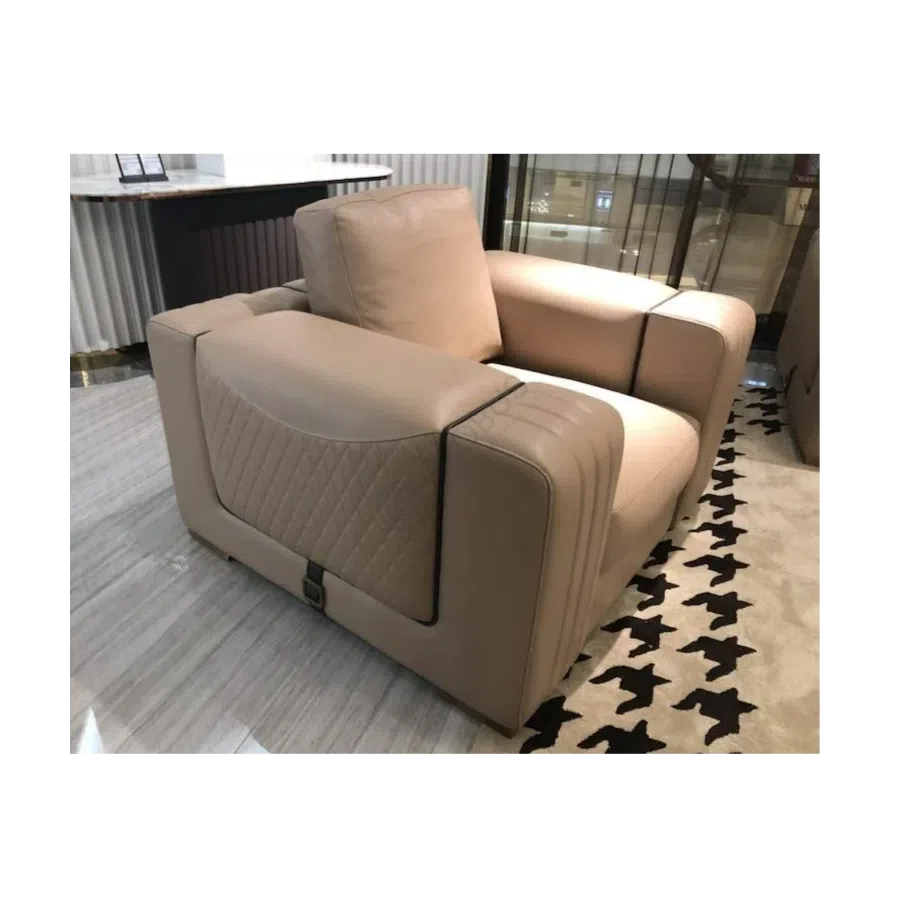 Armchair Maccaroni