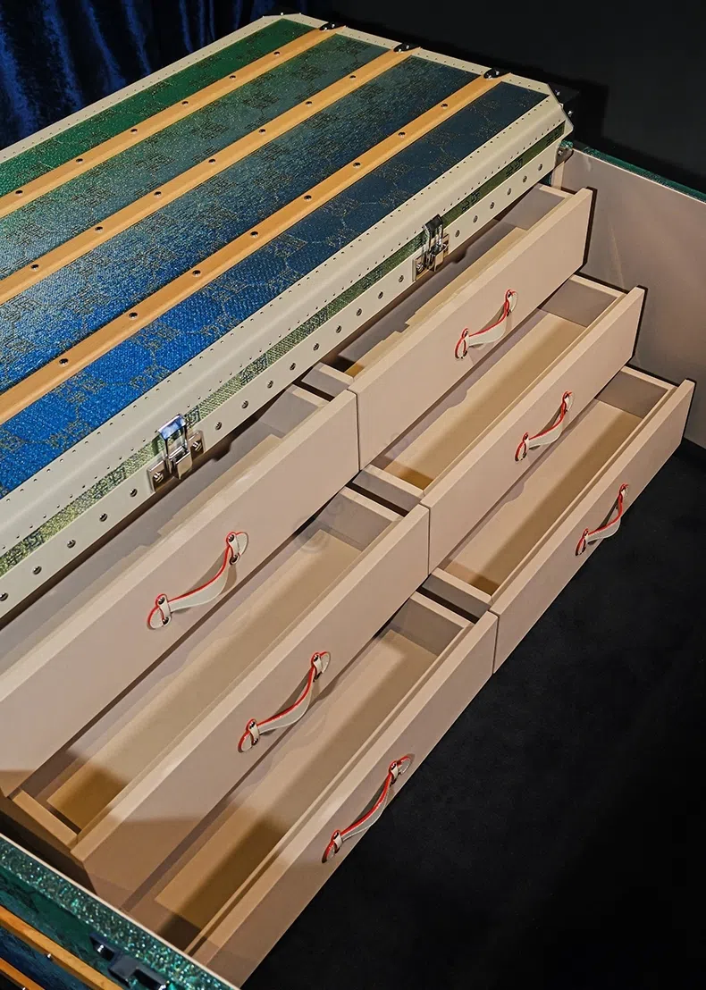 Coffee table Mascaro