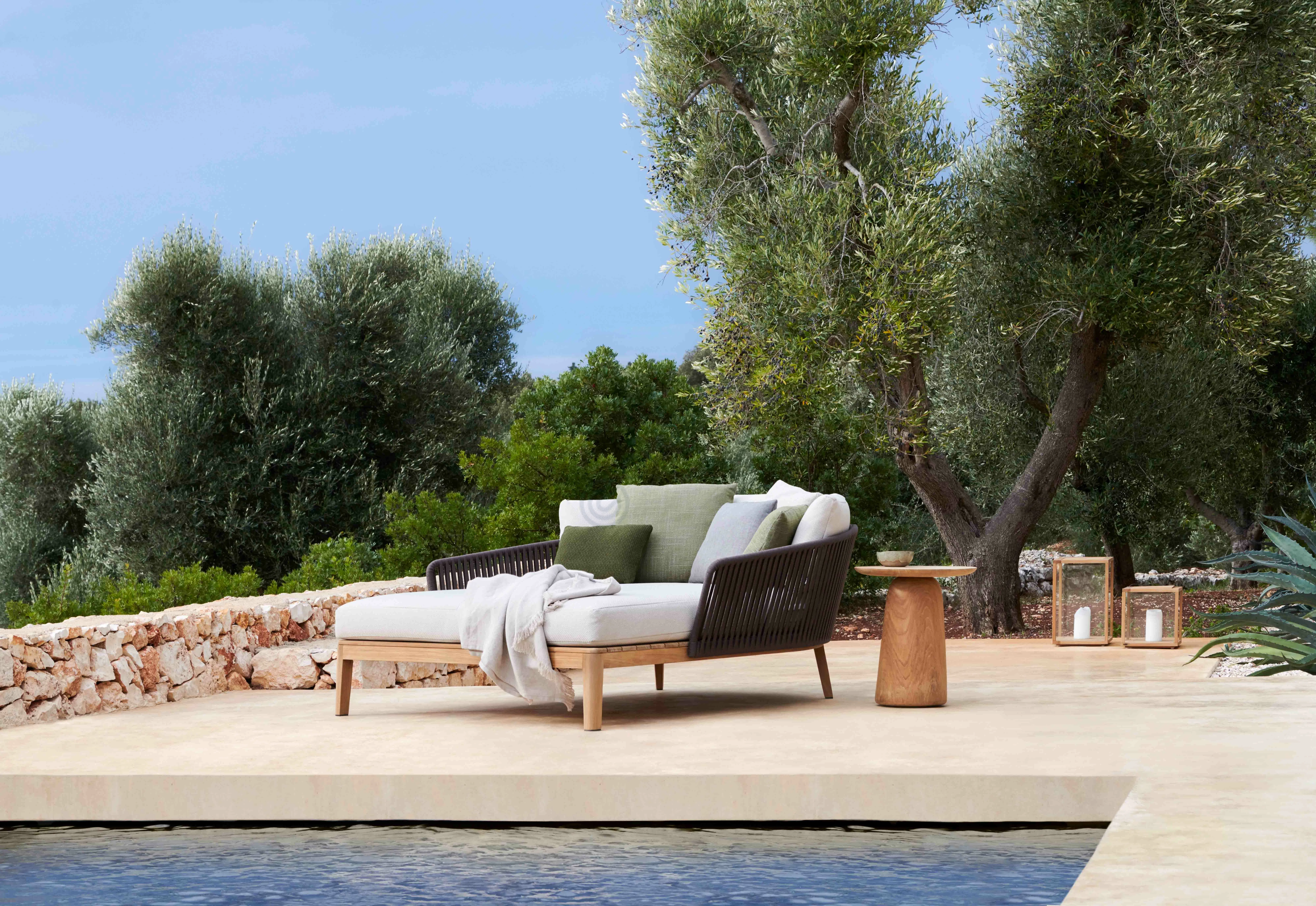 Outdoor sofa bed TRIBU Mood