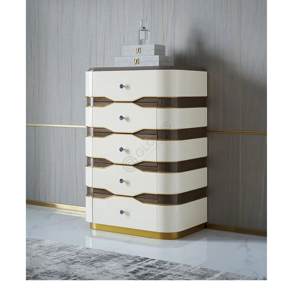 Dresser Auriella