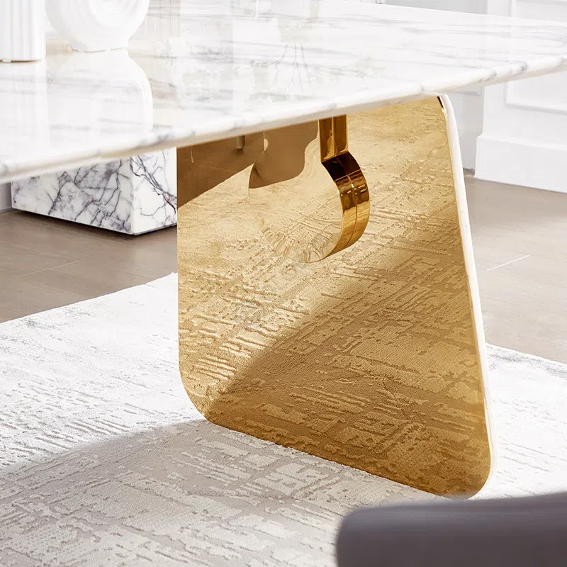 Dining table Aritamo