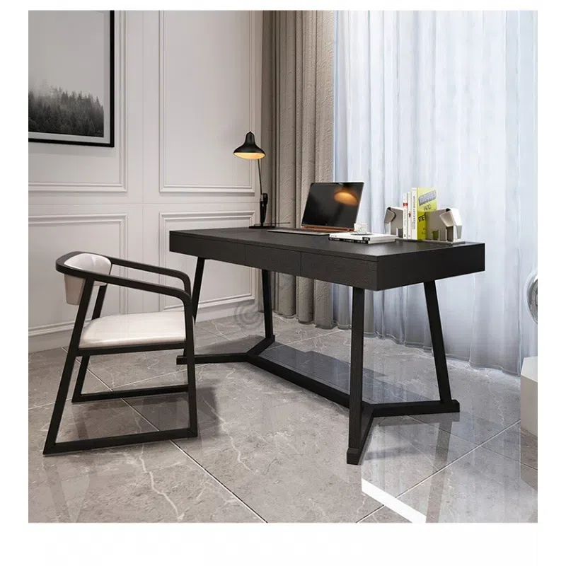 Desk Yetunde