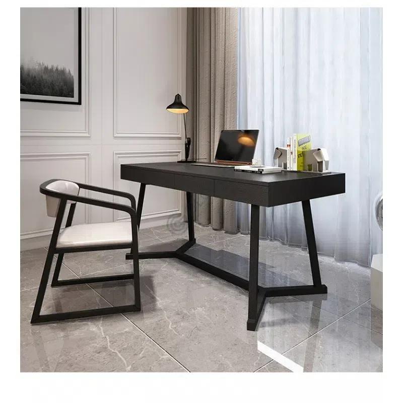 Desk Yetunde