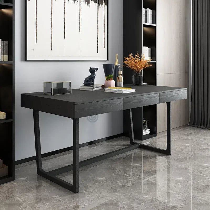 Desk Yetunde