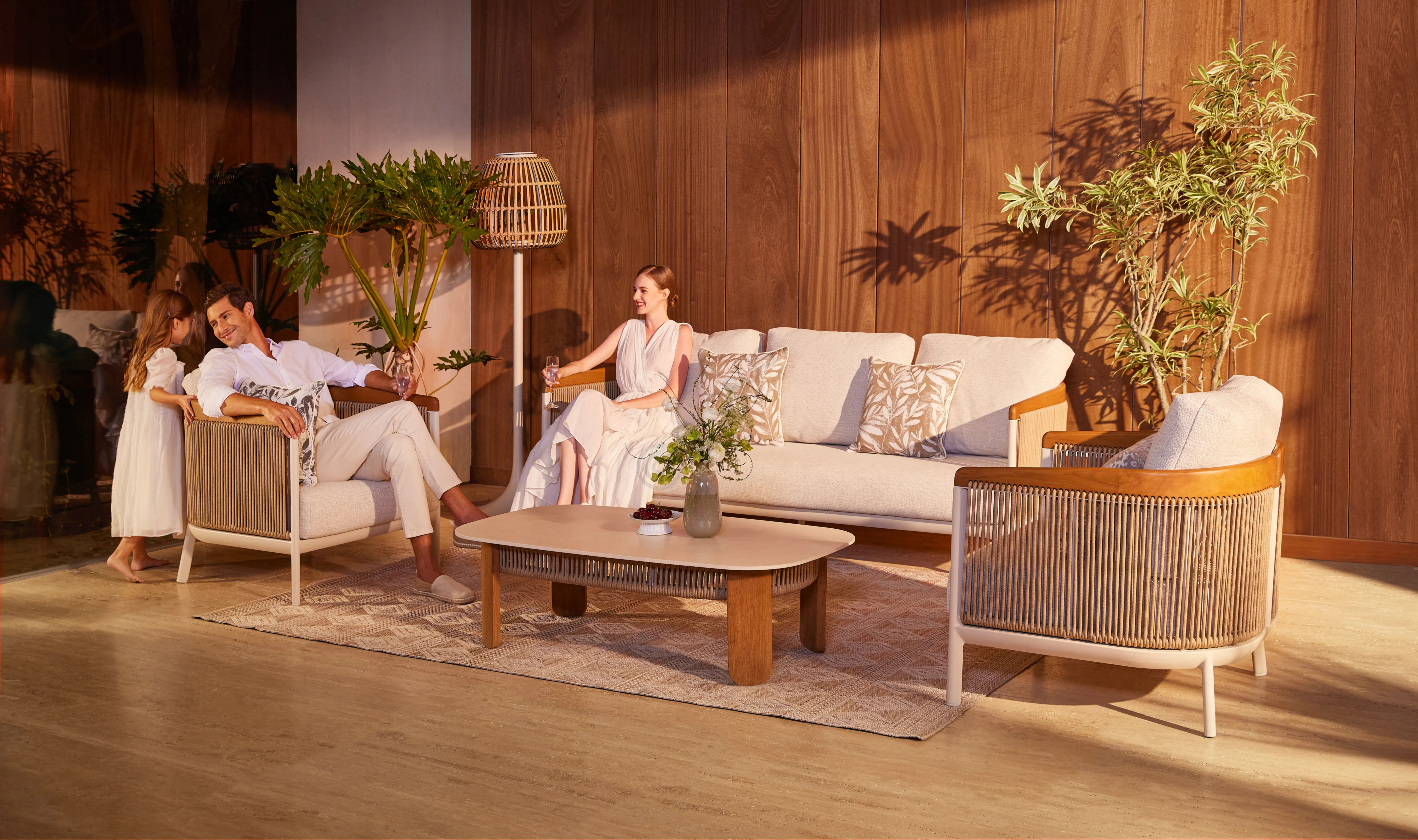 Outdoor armchair Ewan