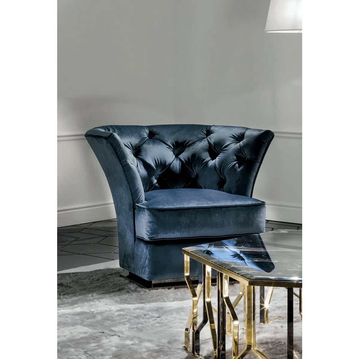 Armchair LONGHI	 Saki