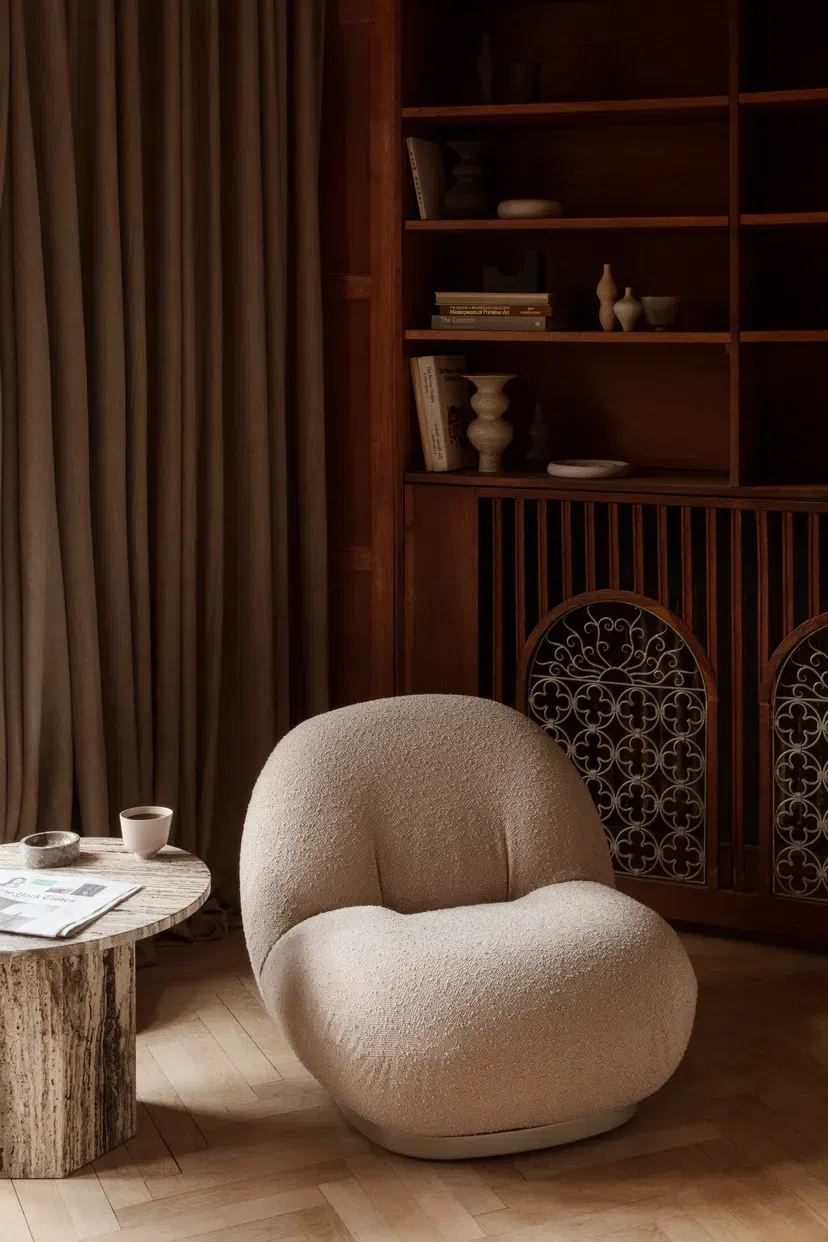 Armchair GUBI Pacha Lounge