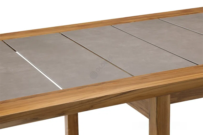 Outdoor dining table TRIBU Amanu