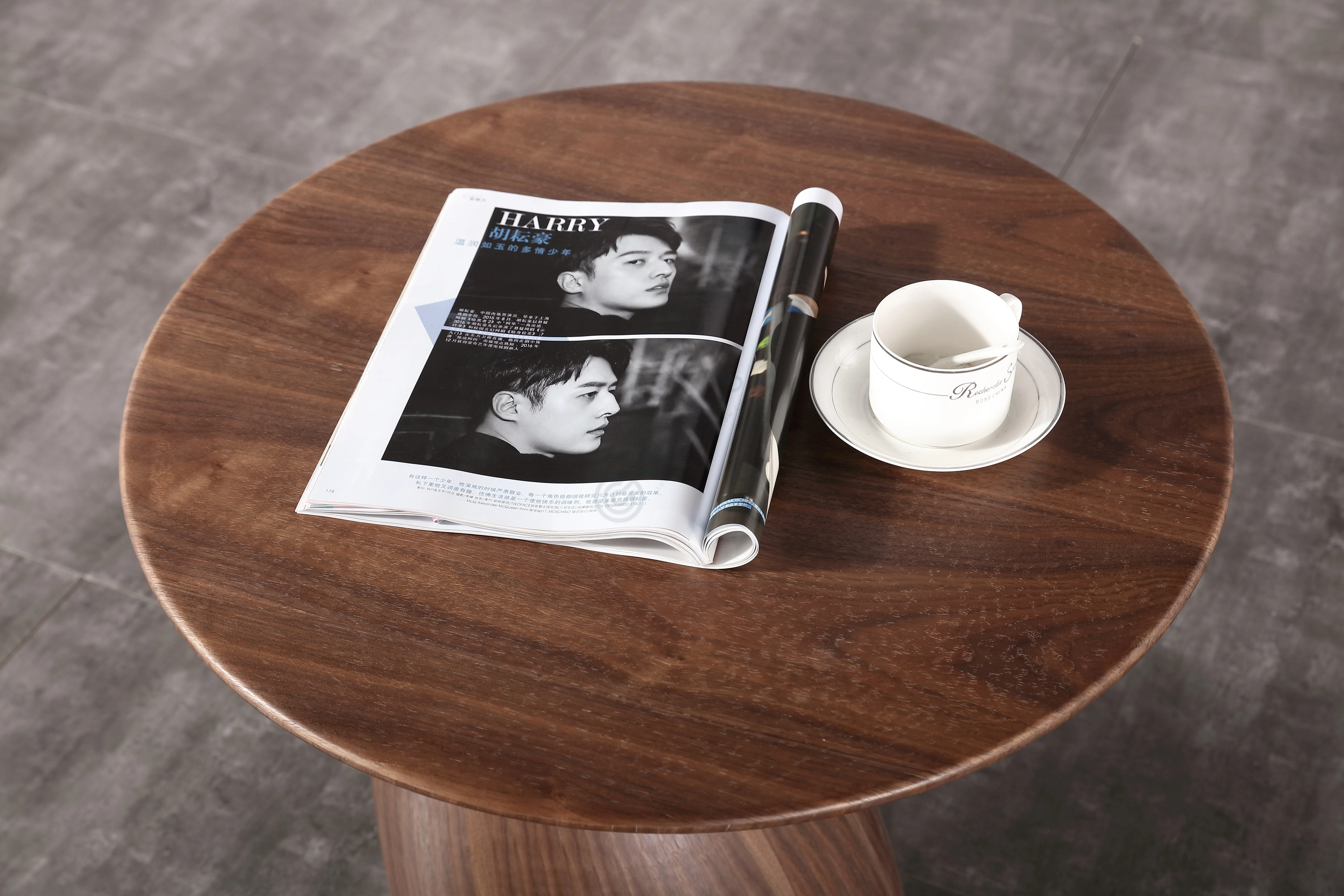 Office side table Amici