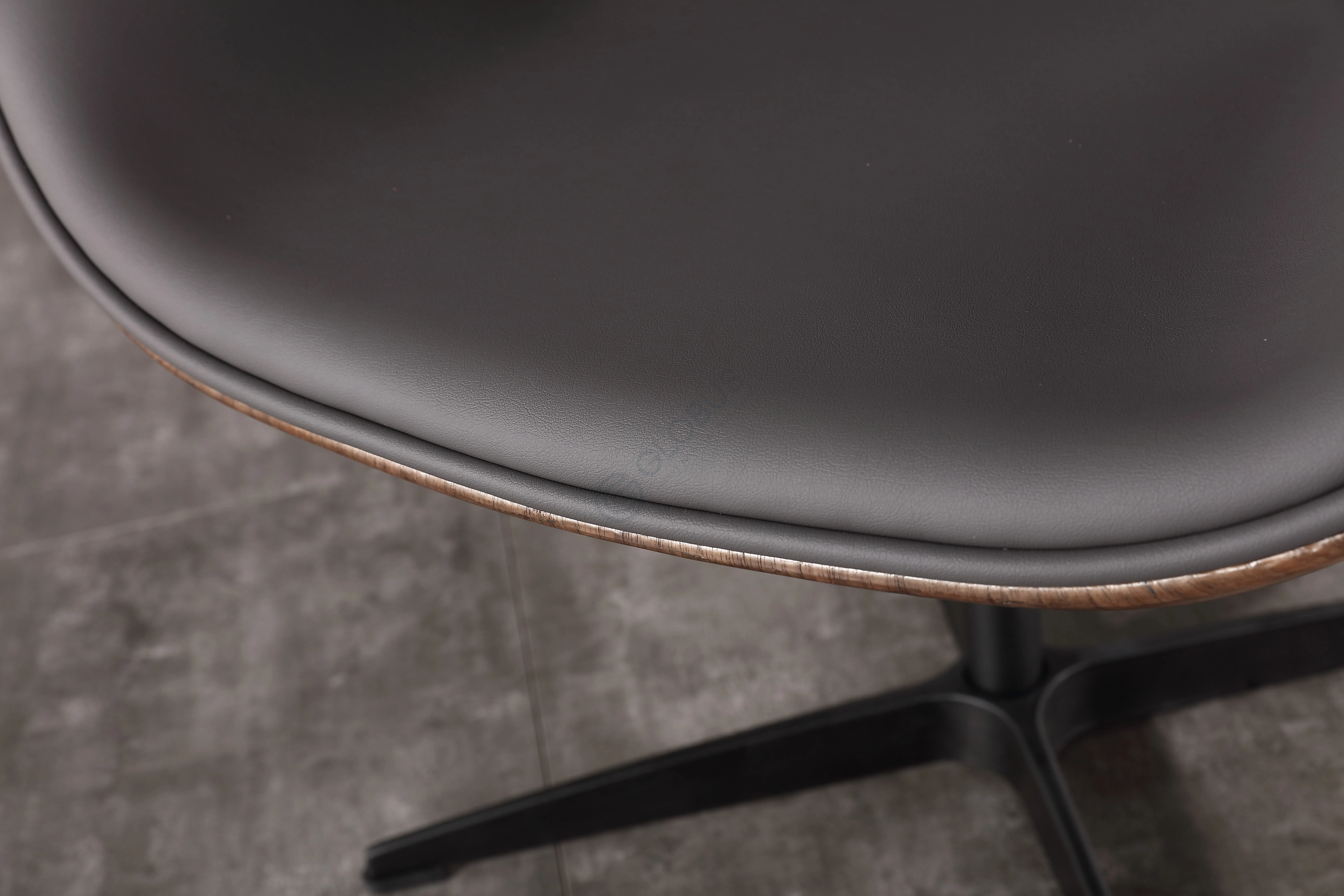 Office armchair Uvaggio