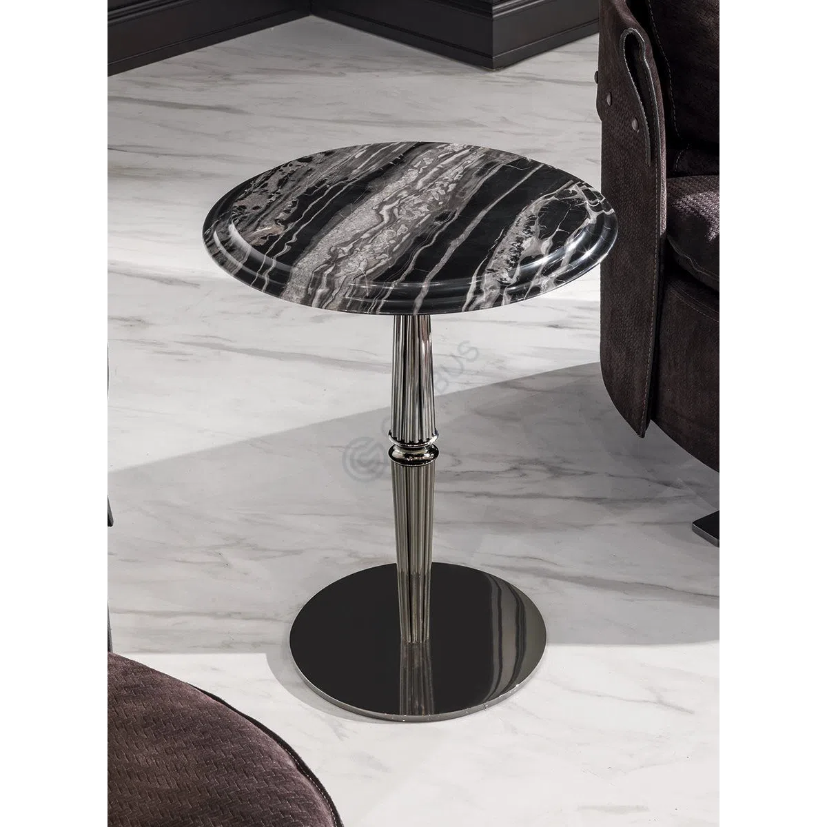 Угловой столик LONGHI	 Gueridon