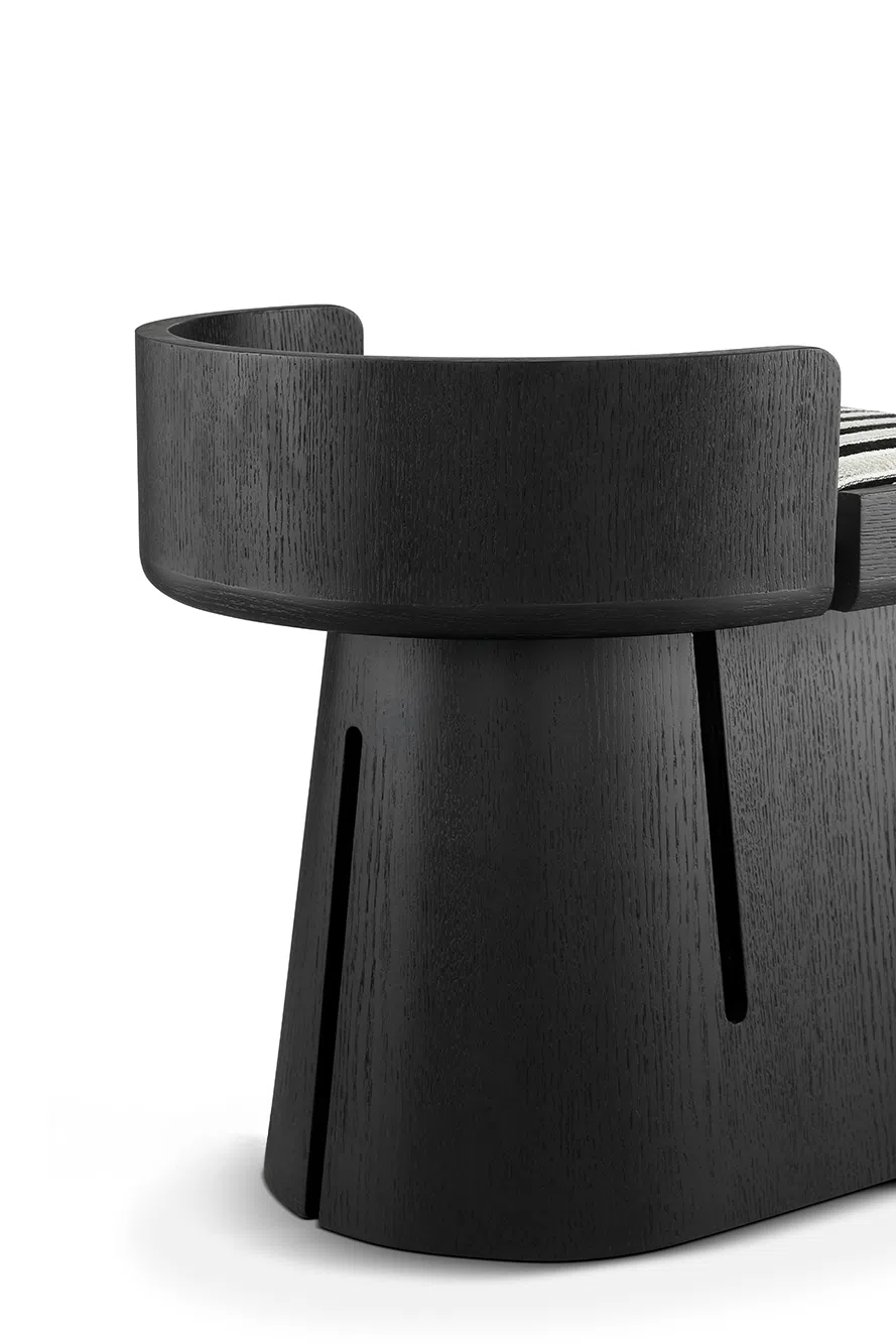 Сhair PENDHARA L'Écorce