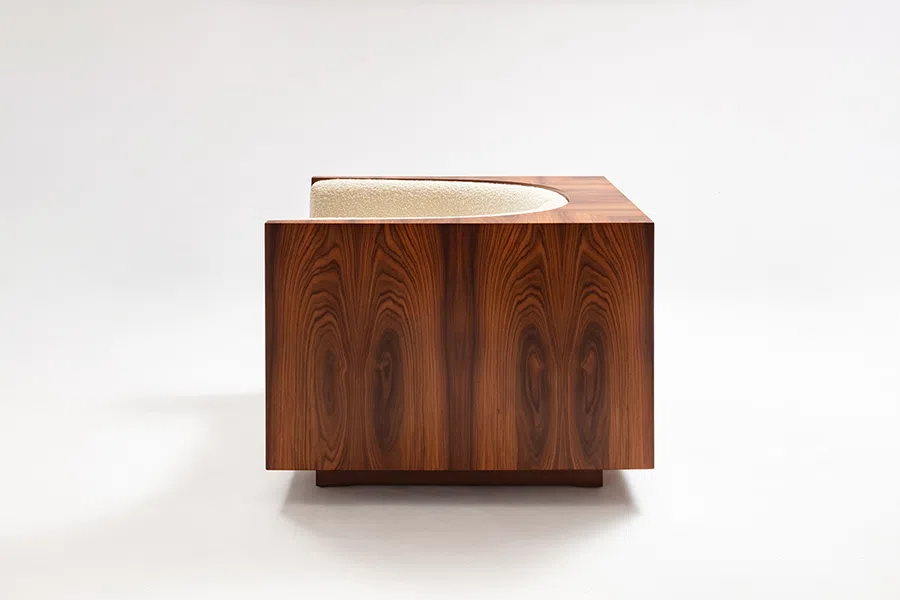 Armchair JORGE ZALSZUPIN Cubo