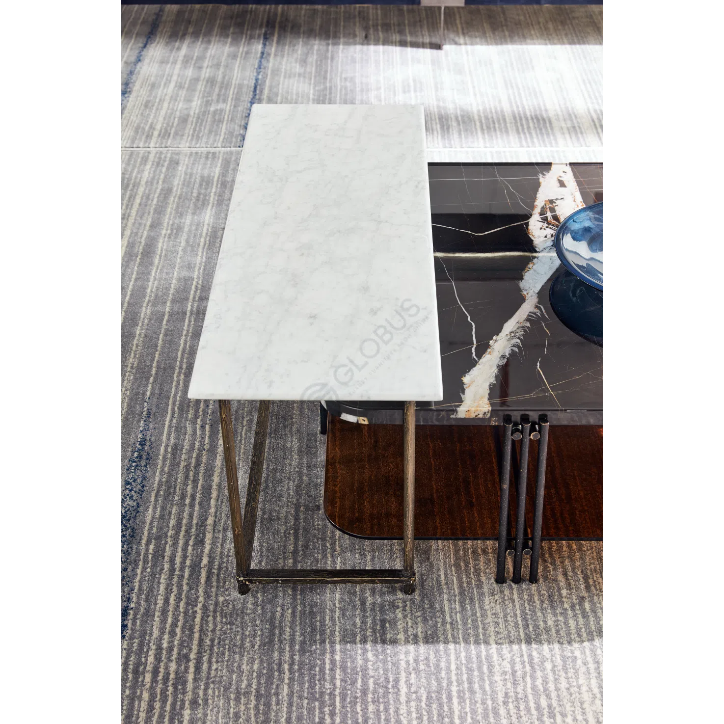 Журнальный столик Yllen