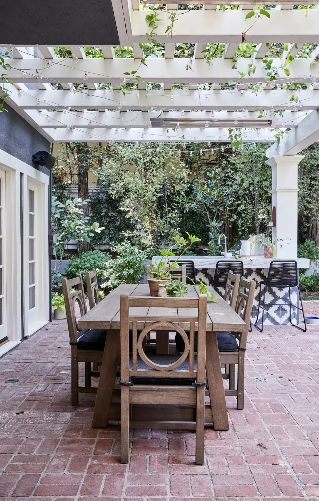 Outdoor Patio Hilary Duff's Outdoor Patio