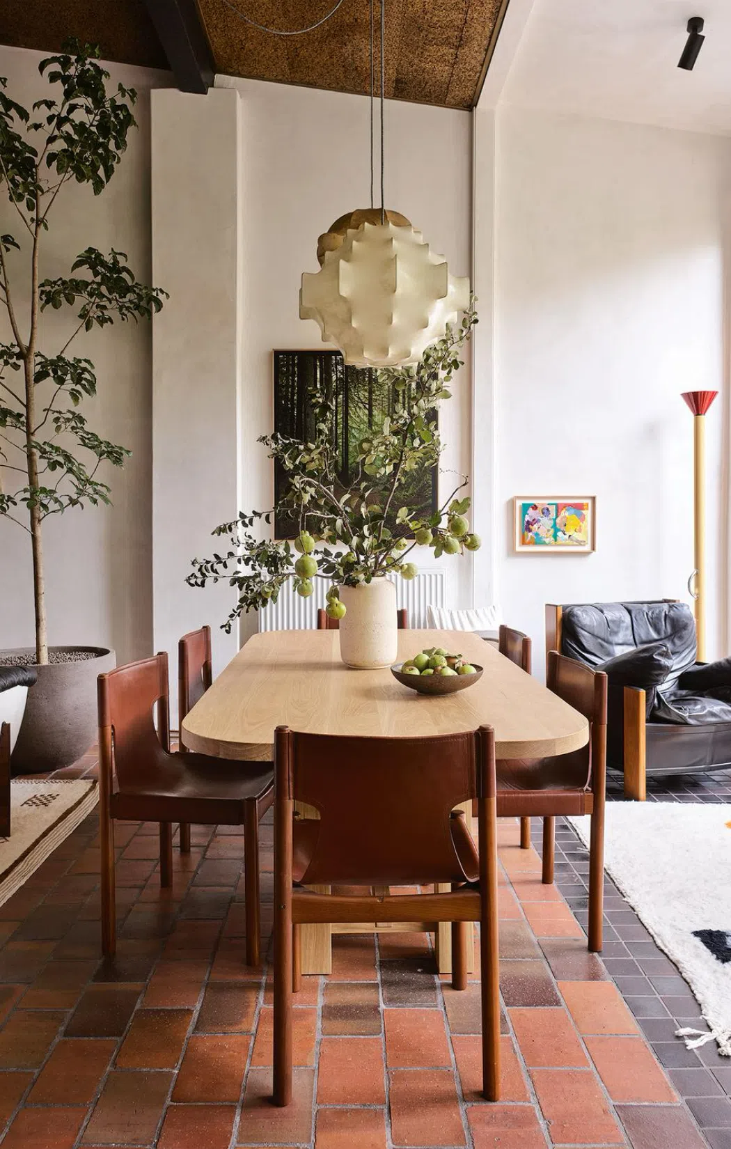 Troye Sivan's Dining Room Troye Sivan's Dining Room