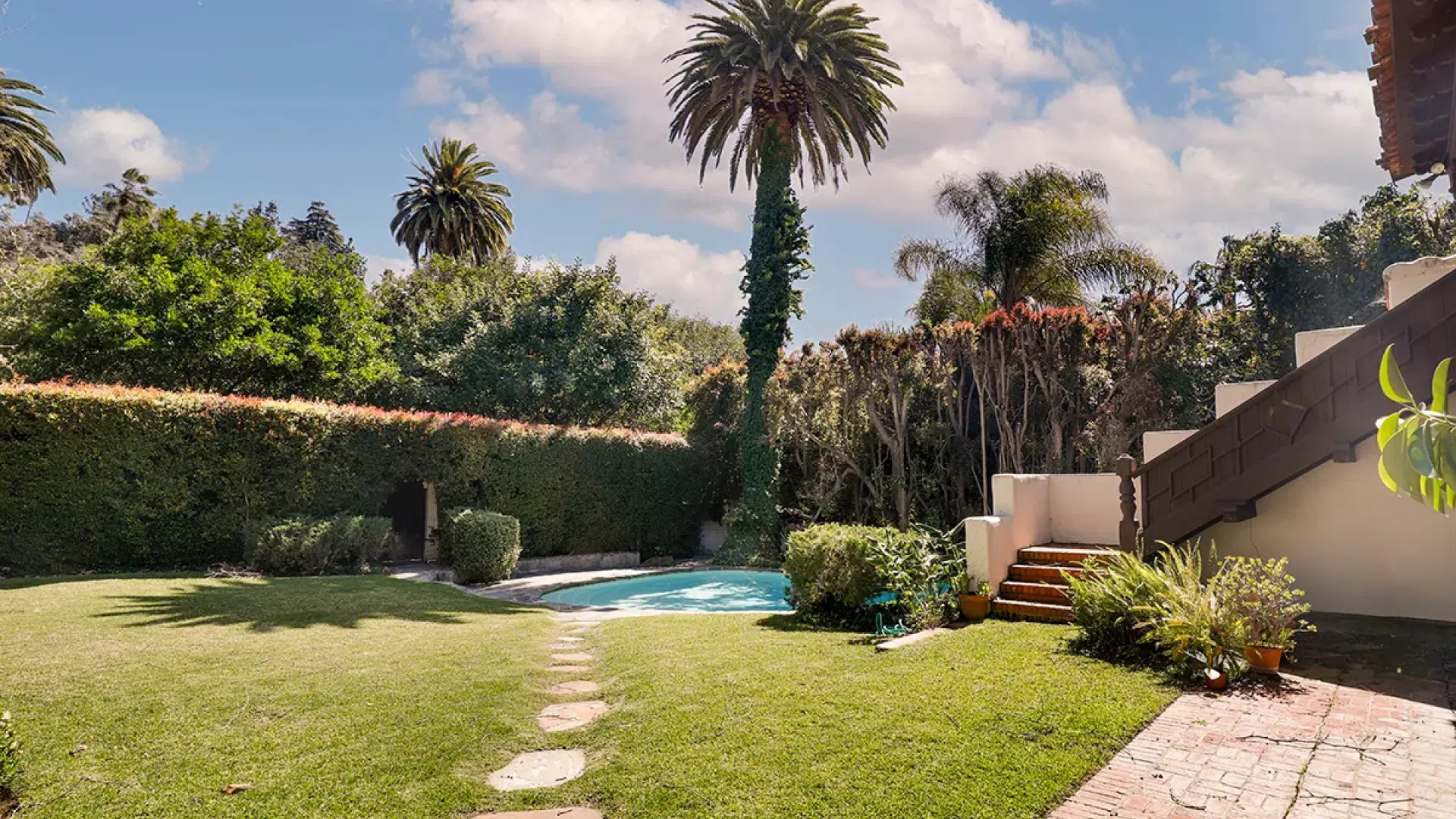 Outdoor Spaces Bob Barker's Outdoor Spaces