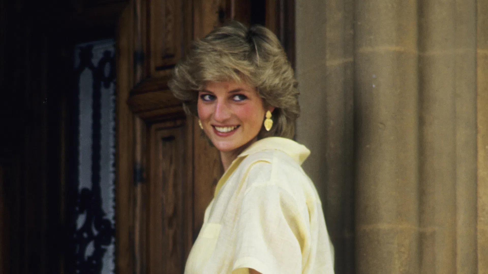 Georgian style, as seen in Princess Diana's townhouse