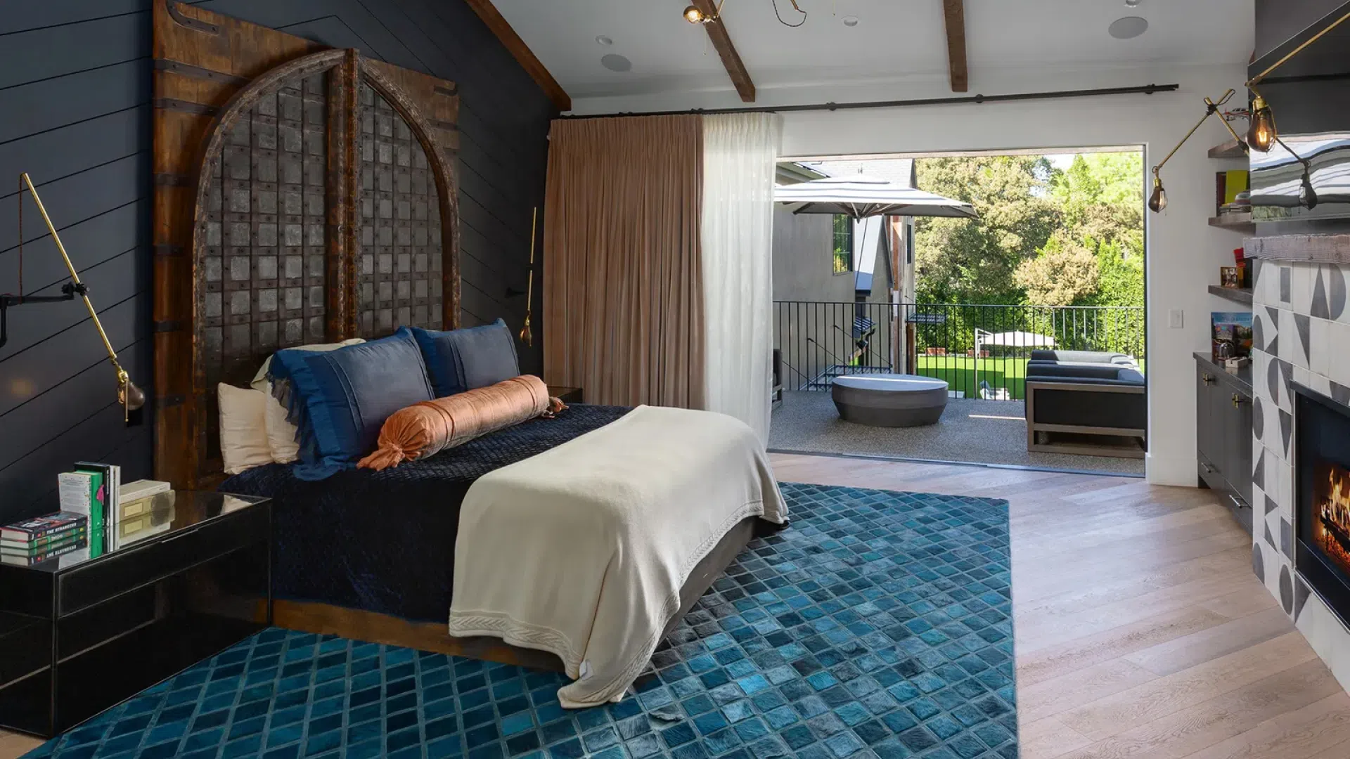 Kelly Clarkson's Bedroom Kelly Clarkson's Bedroom