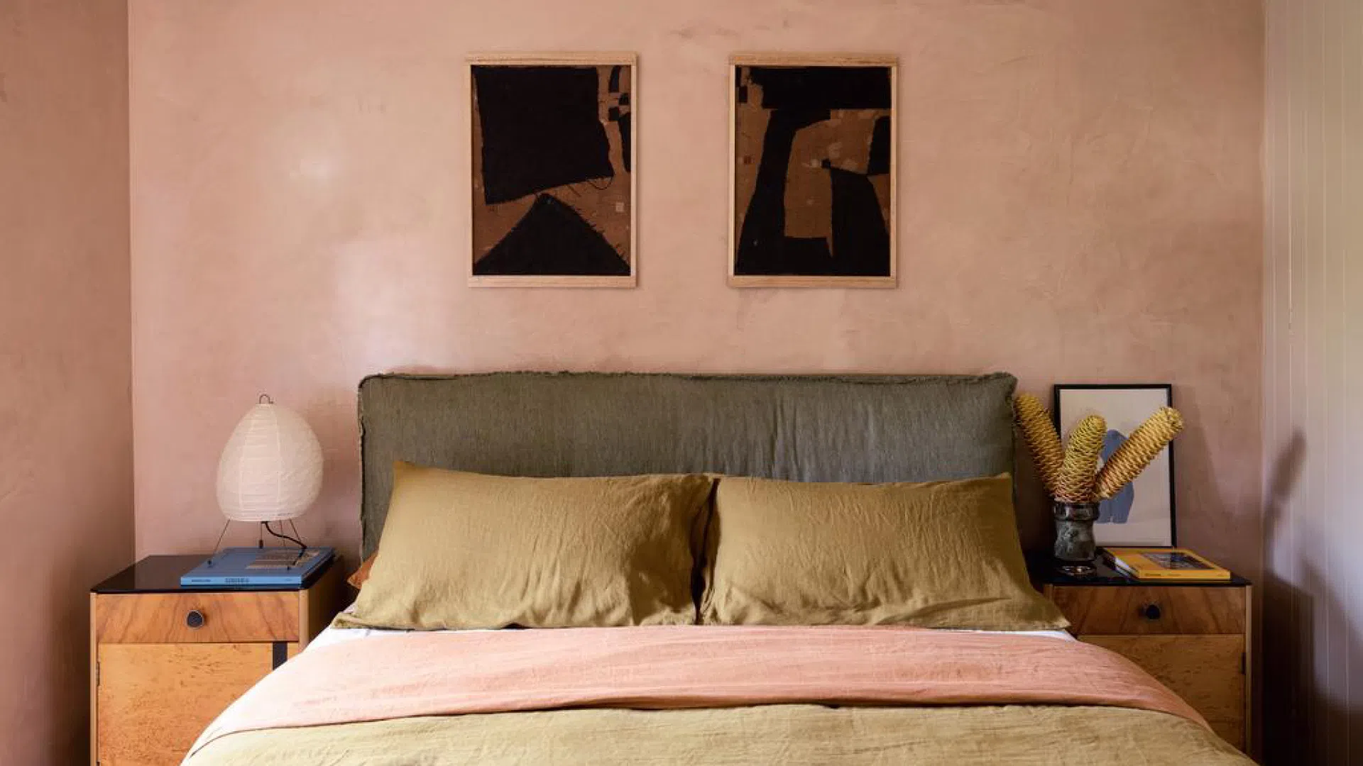 Troye Sivan's Bedroom Troye Sivan's Bedroom