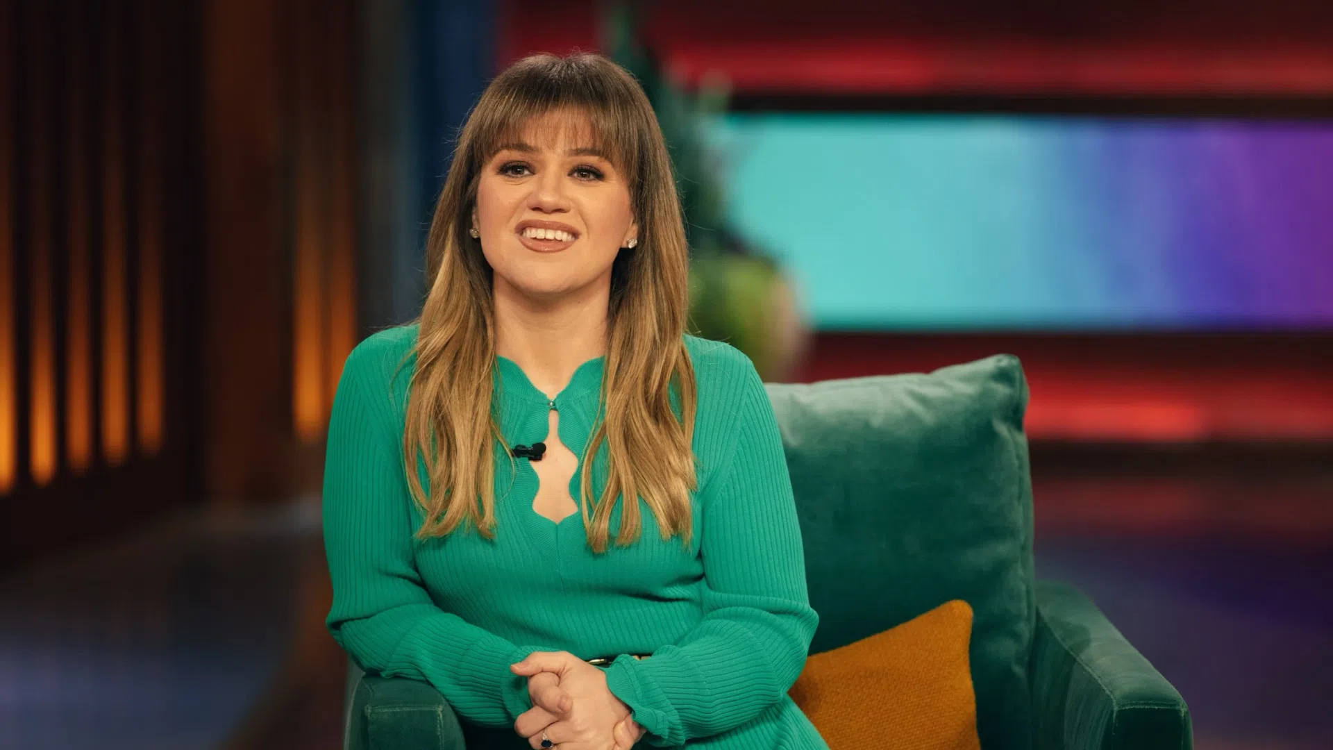 Interiors of Kelly Clarkson's Former Encino Home