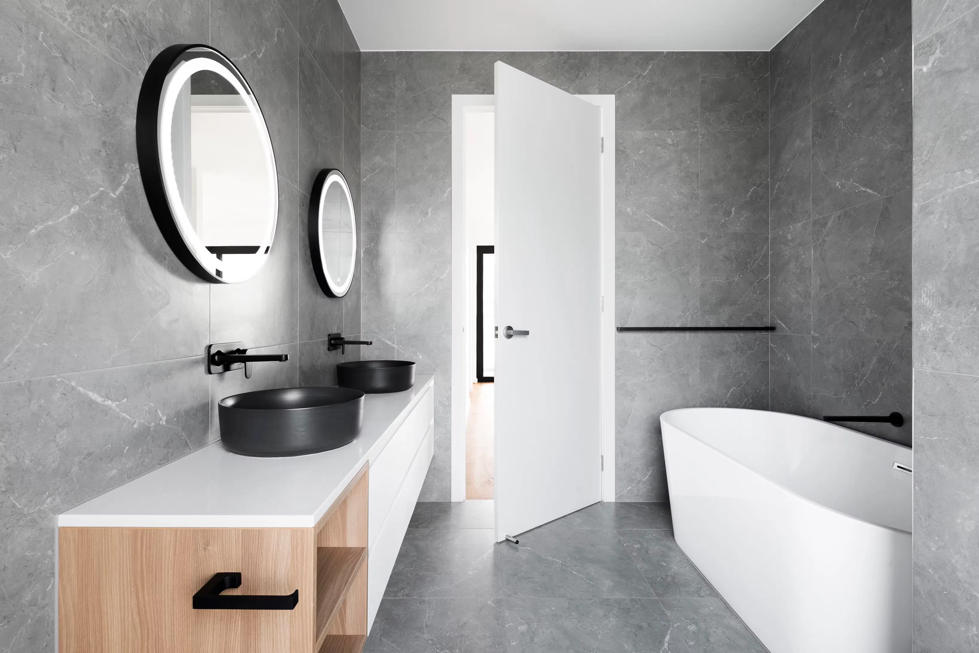 Aesthetics and functionality: trends in bathroom design