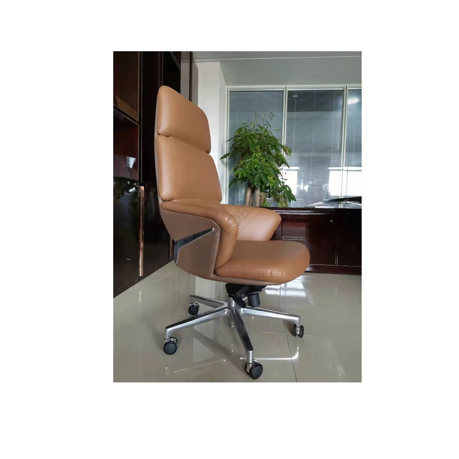 Office armchair Ornatiss