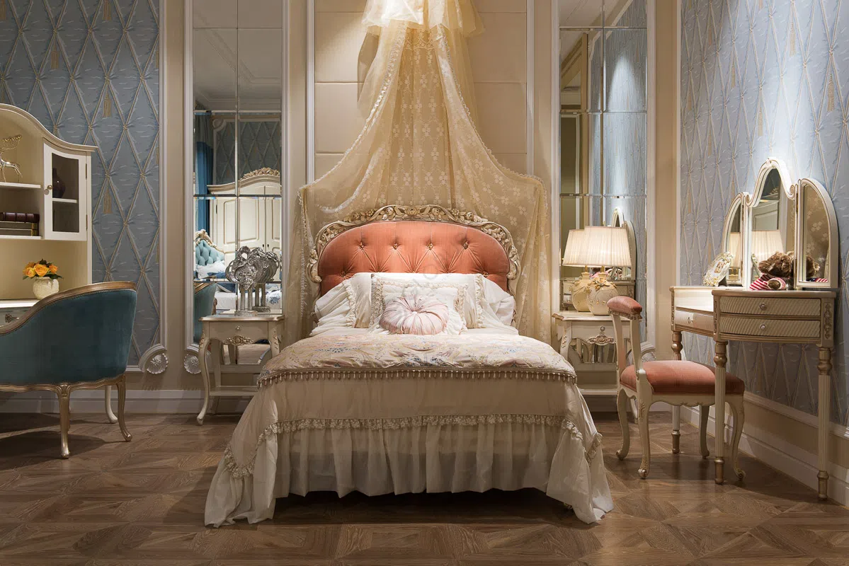 Bed Neoclassico
