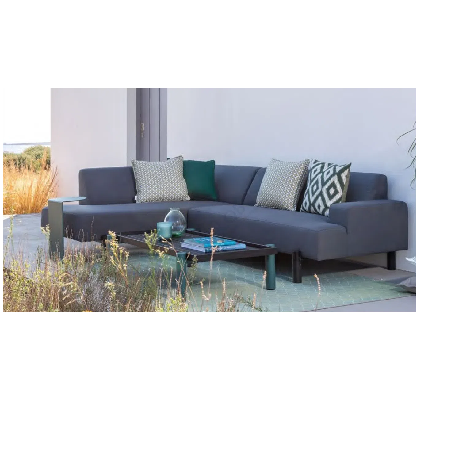 Outdoor coffee table Luxurio