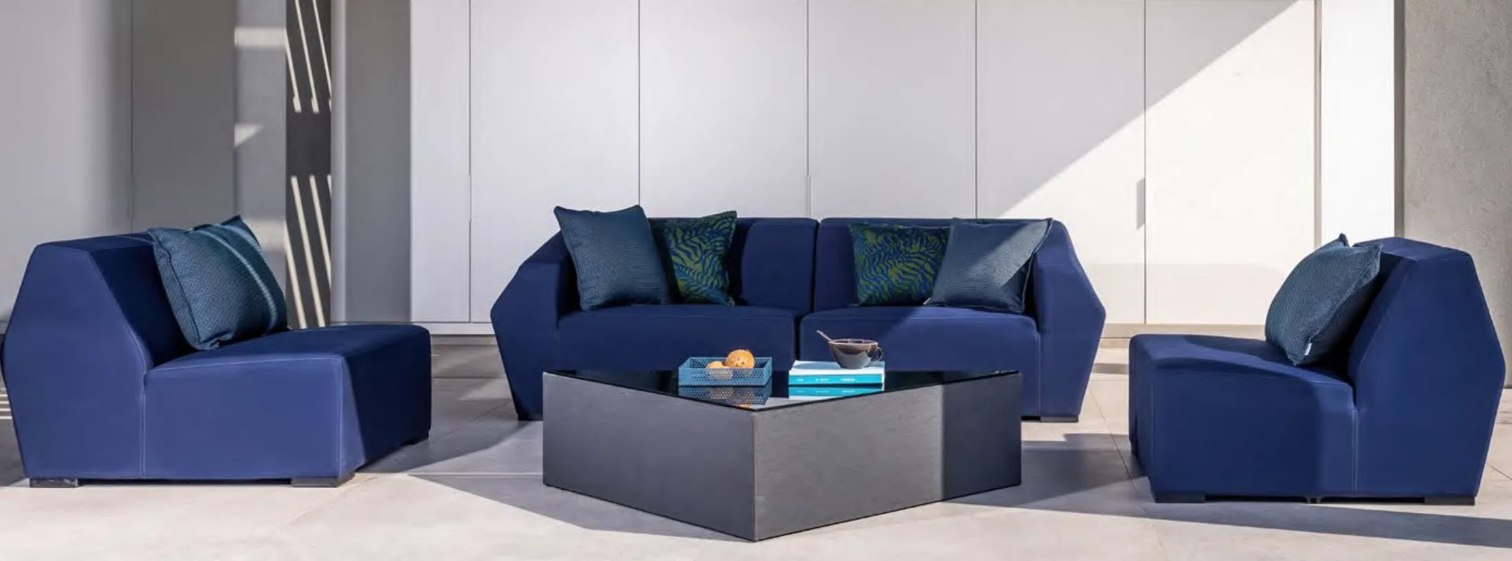 Outdoor armchair Privatus