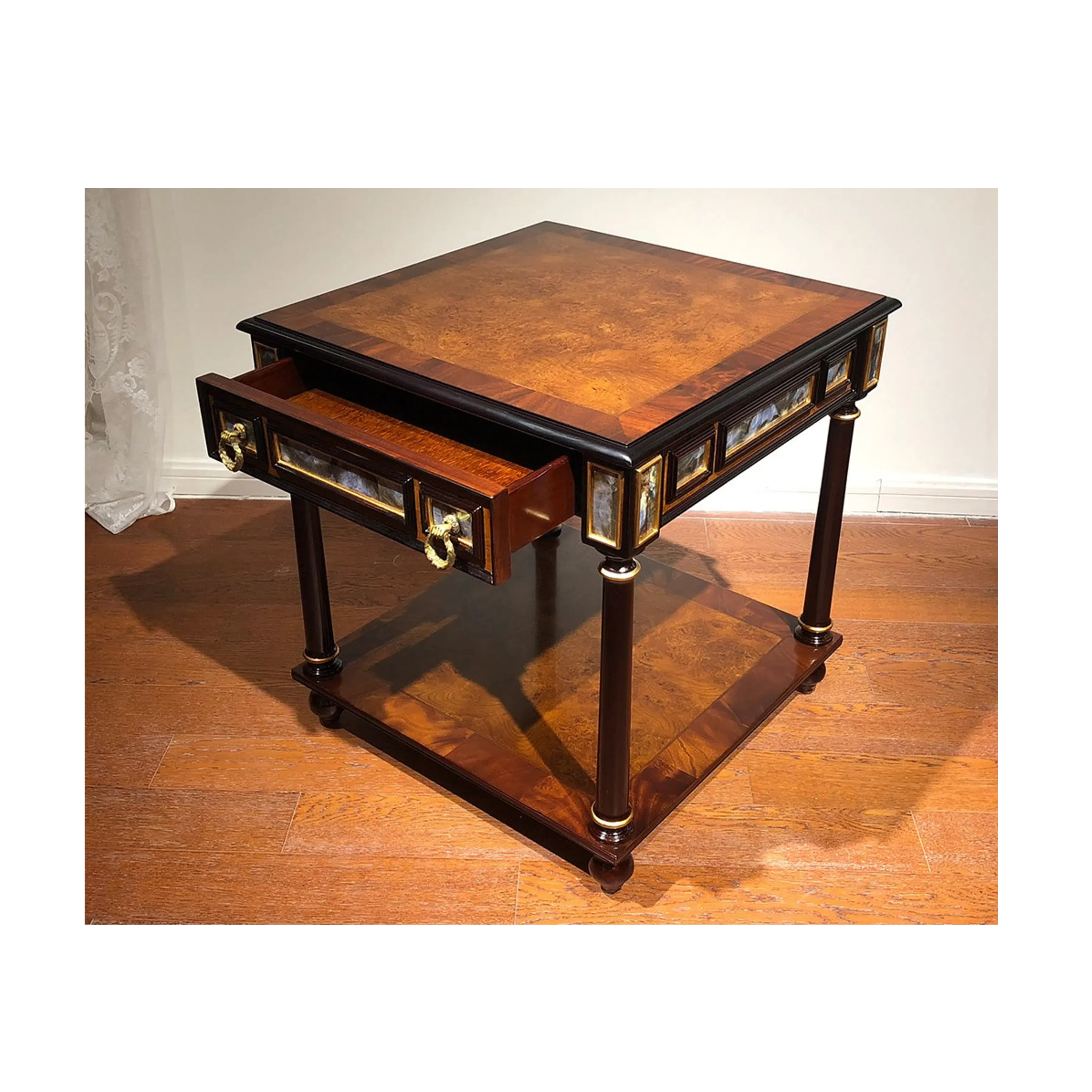 Side table Arretrare