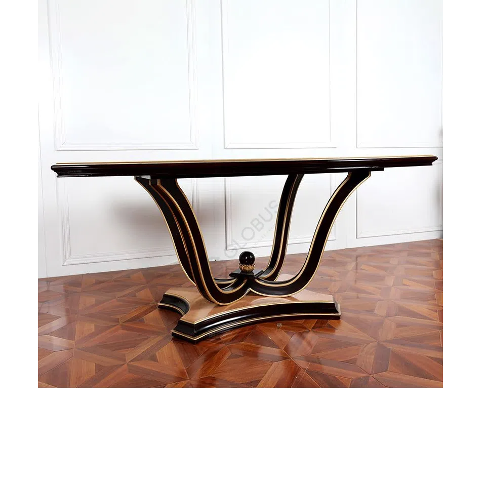 Обеденный стол Rosaceum